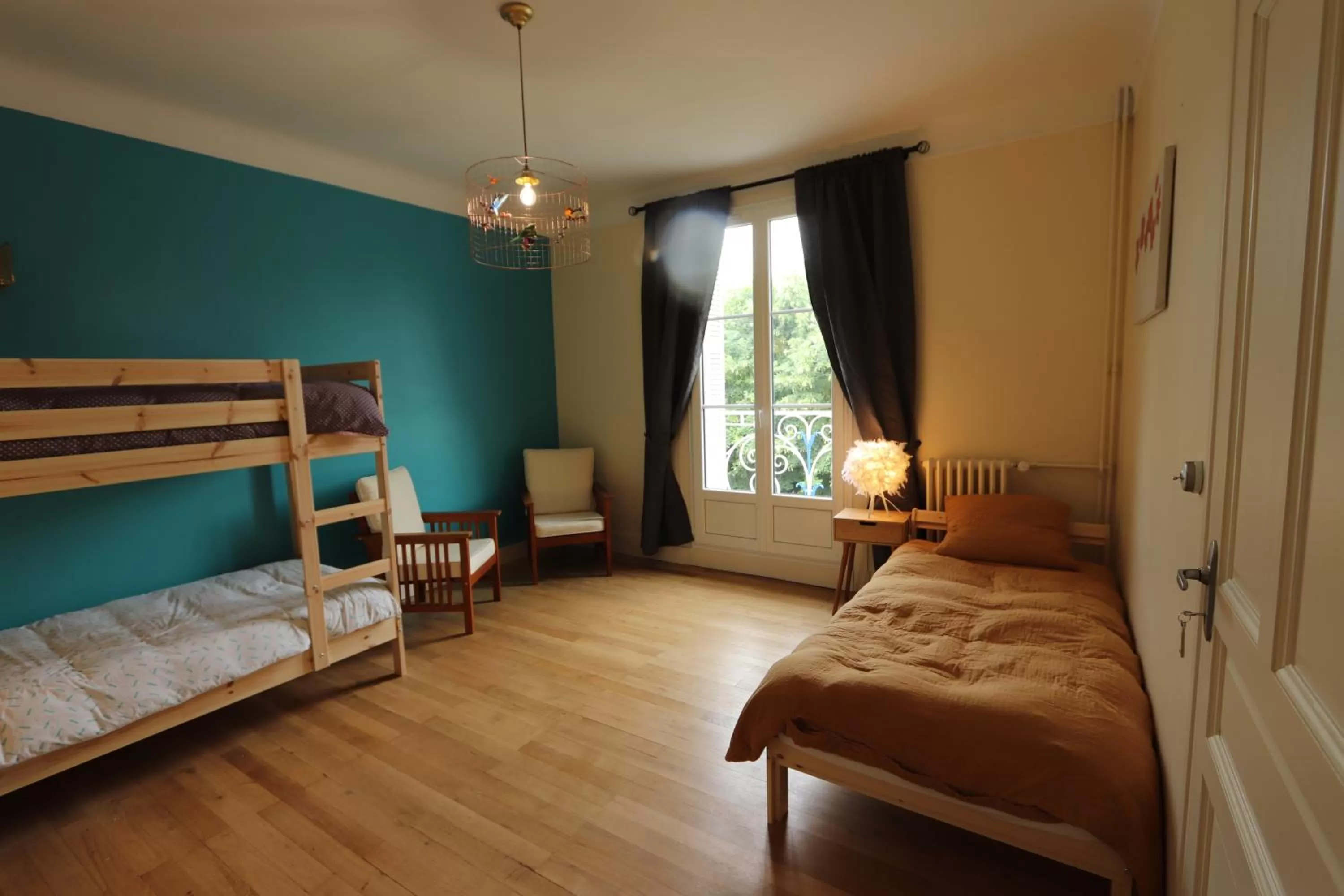 Family, Bed in La Maucannière