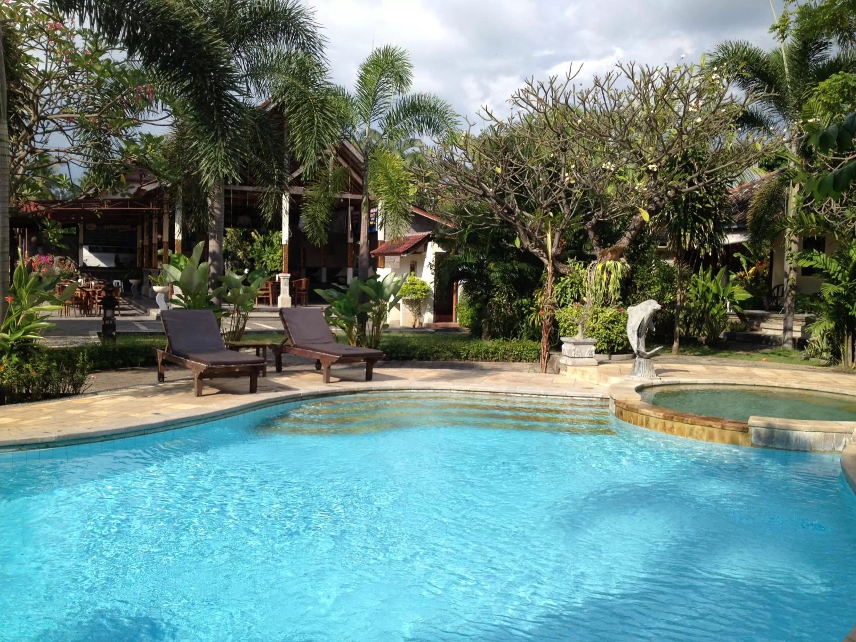 Swimming pool in Astina Hotel