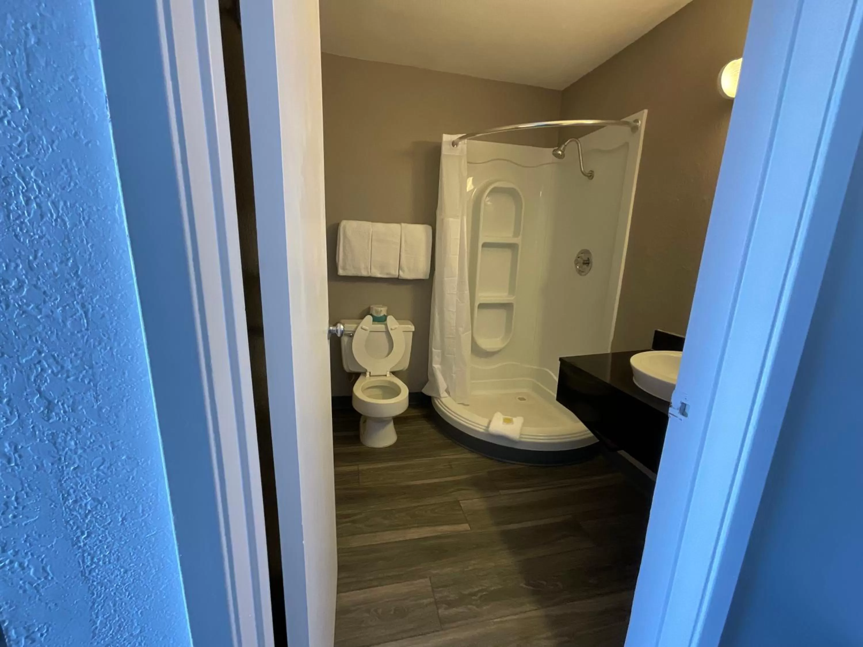 Shower in Motel 6-Ely, NV