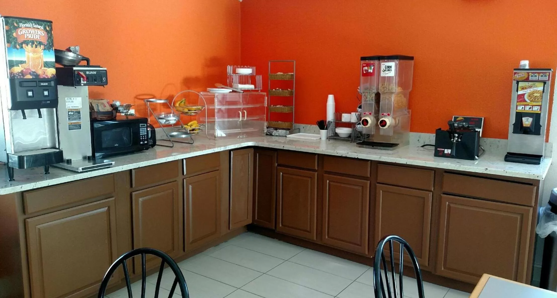 Lobby or reception in Howard Johnson by Wyndham Wilmington