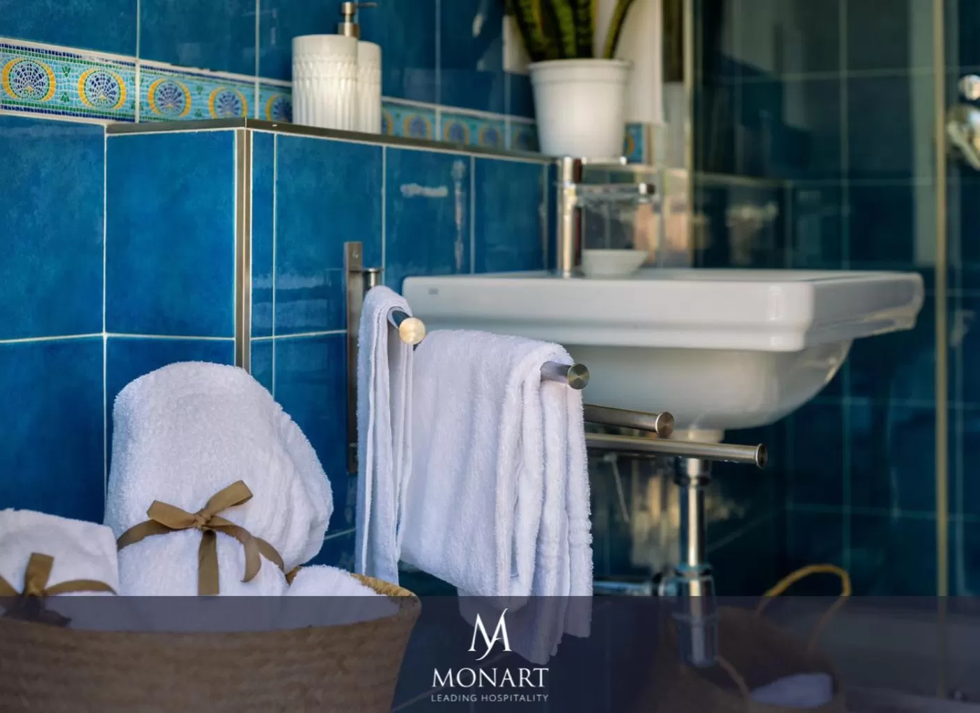 Bathroom in MONART HOSPITALITY Cavour