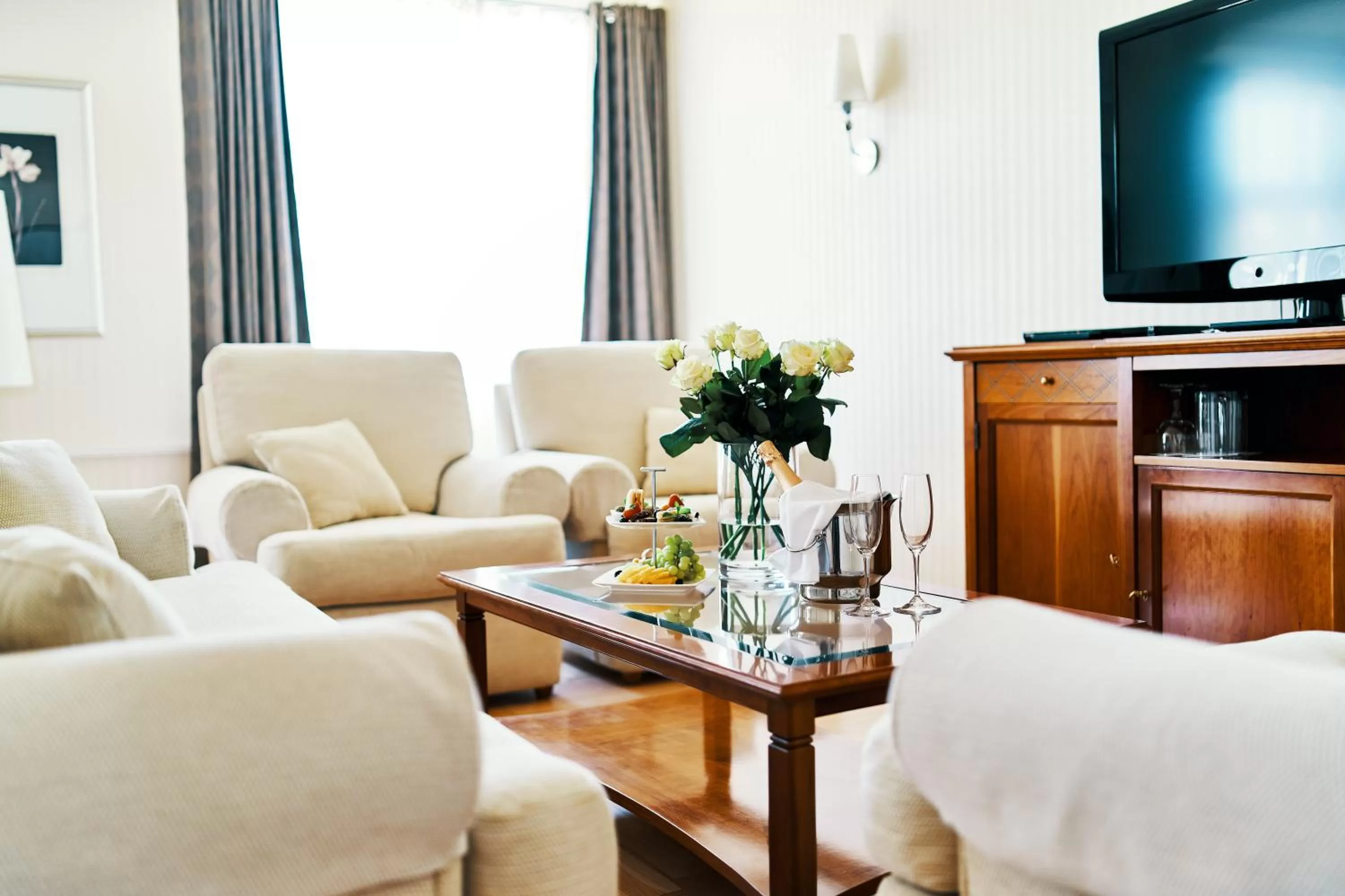 TV and multimedia in Radisson Blu Ridzene Hotel, Riga