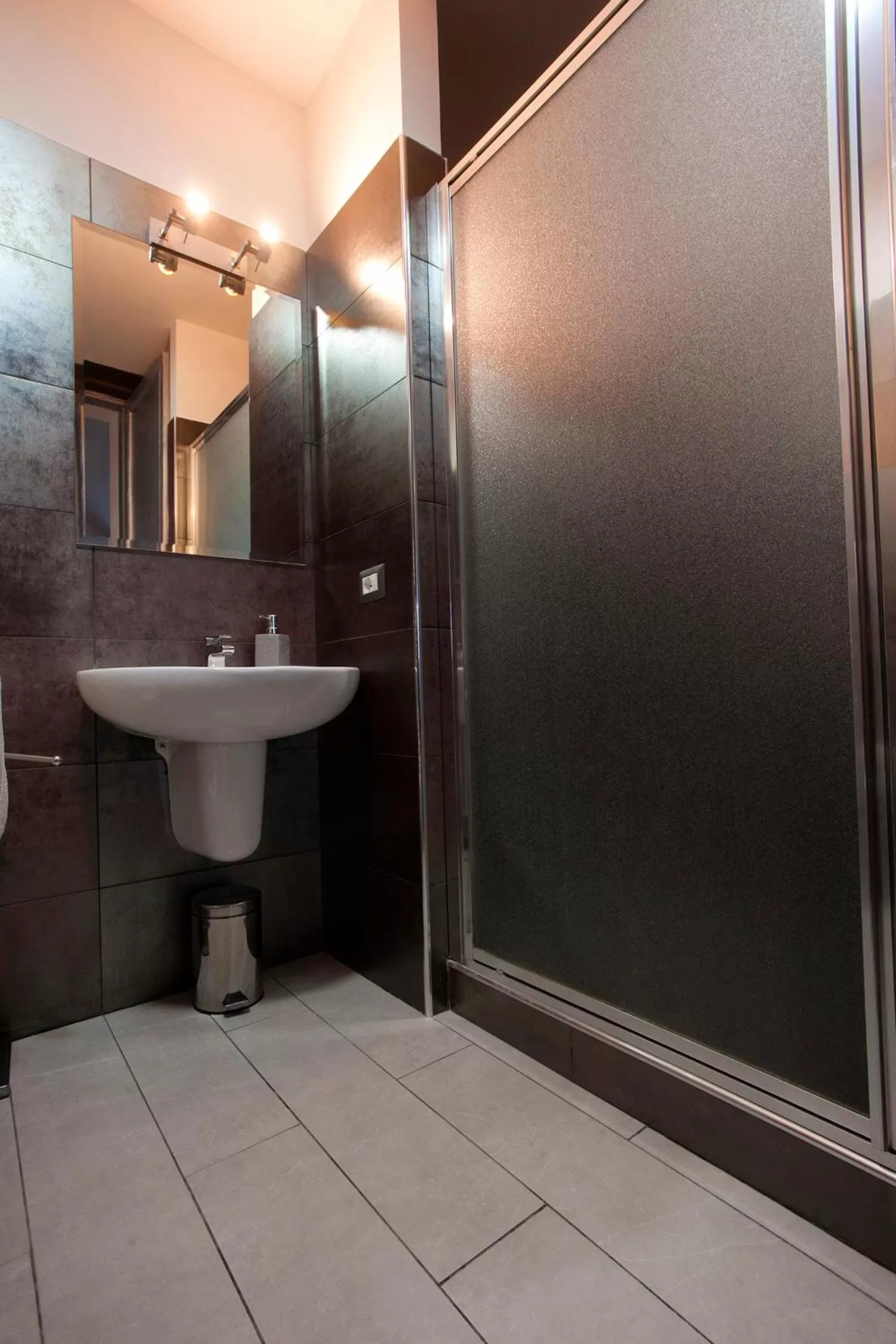 Shower in Villino Erminia - Seaside Art b&b