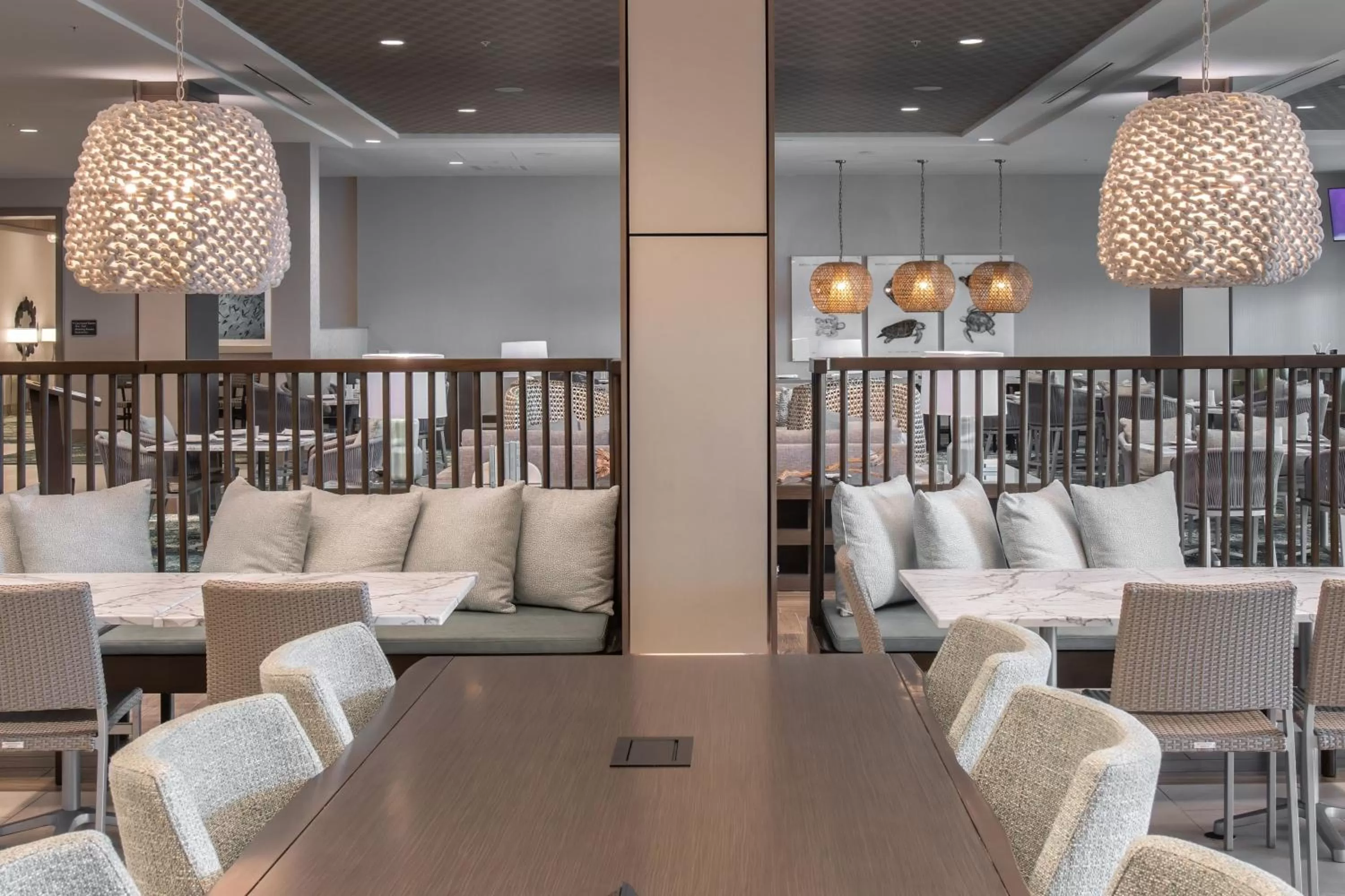 Restaurant/places to eat in Courtyard by Marriott Jekyll Island