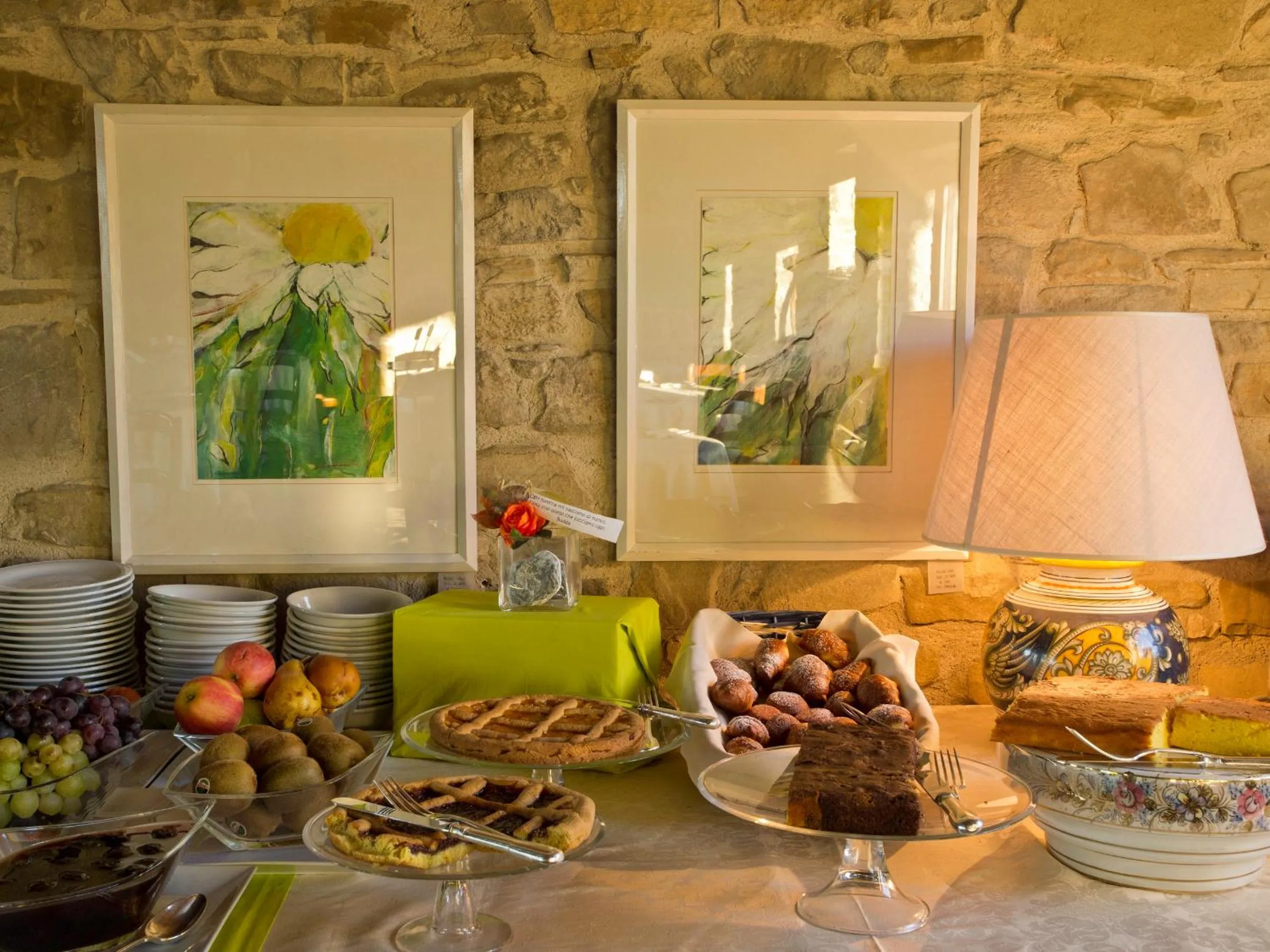 Buffet breakfast in Le Silve di Armenzano