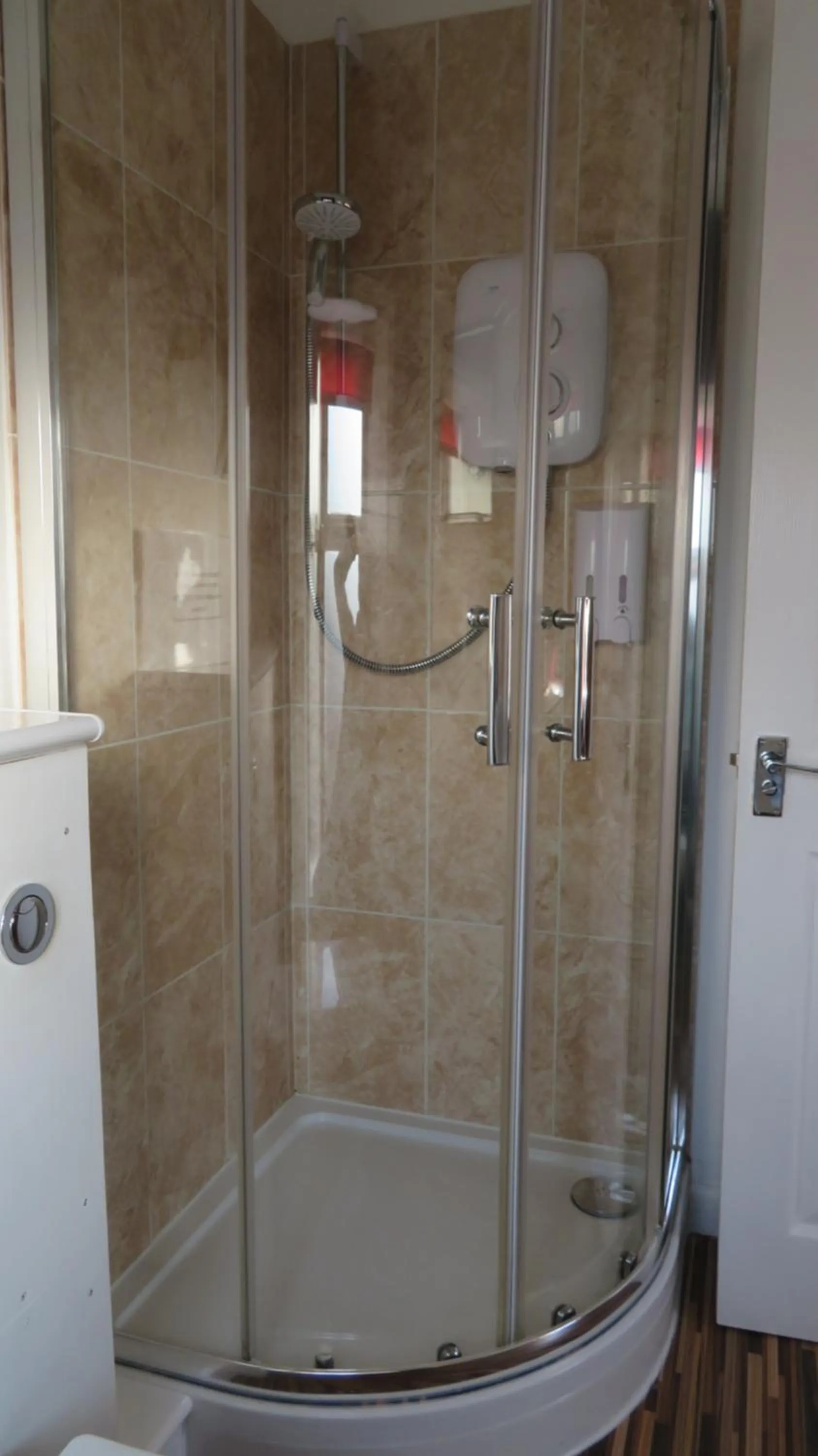 Bathroom in The Wheatsheaf