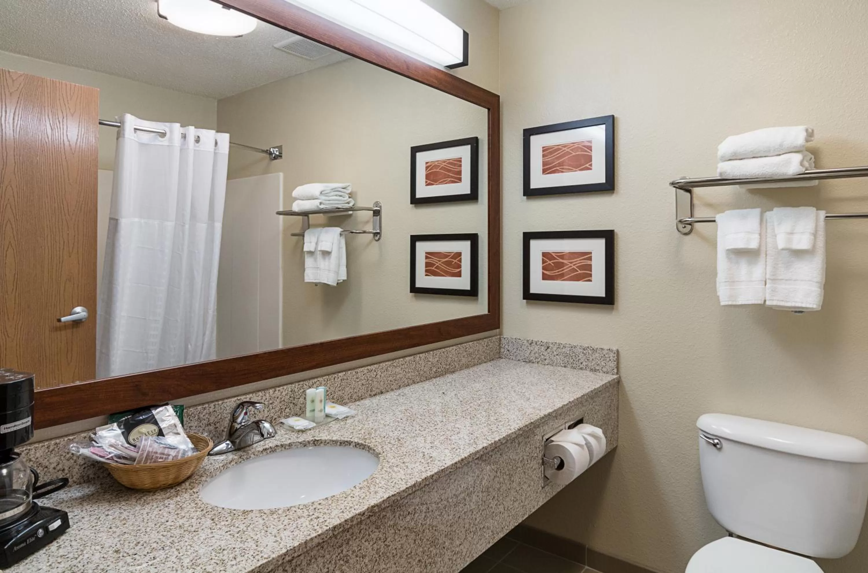 King Suite - Accessible/Non-Smoking in Comfort Inn East Wichita