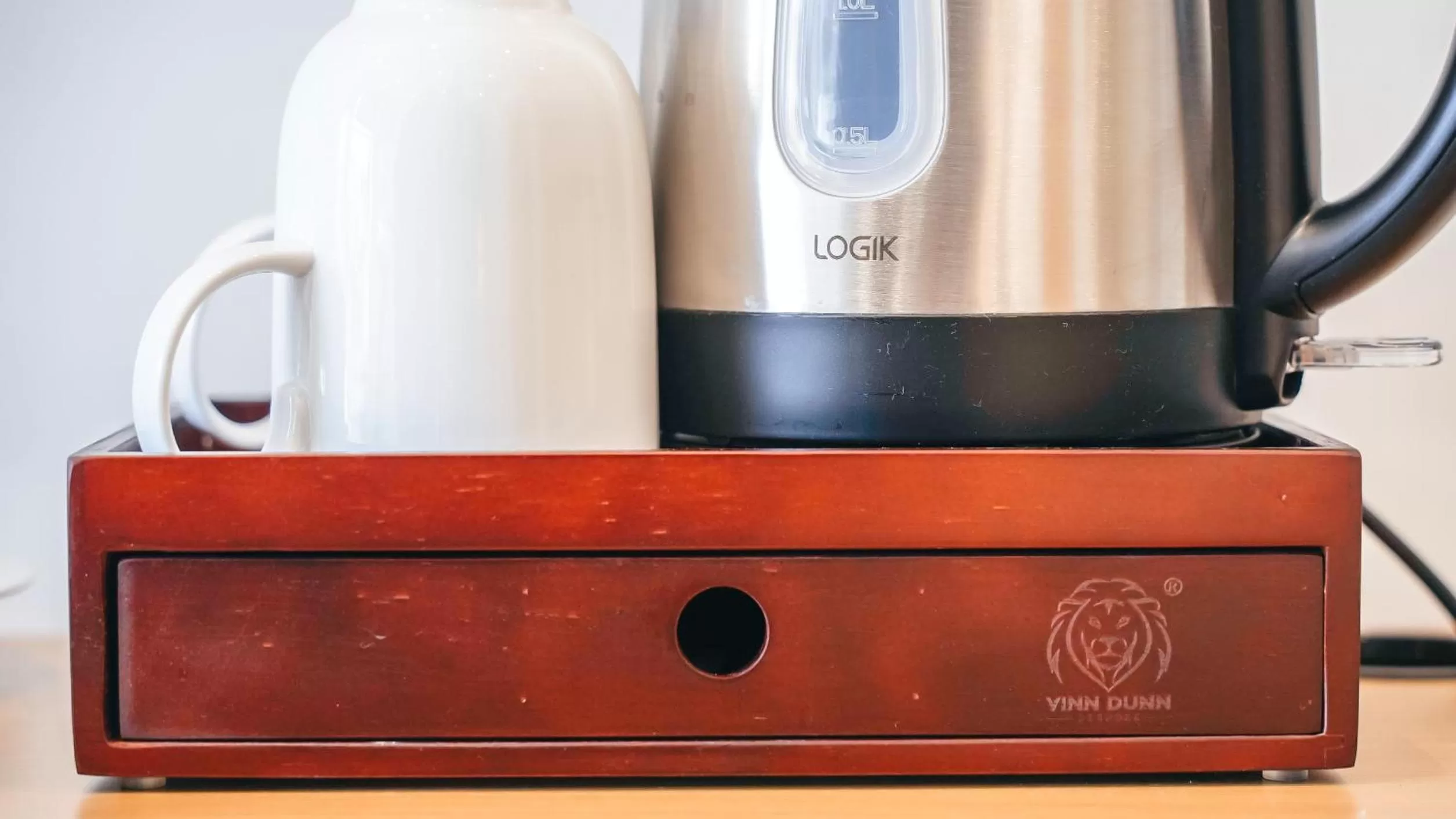 Coffee/Tea Facilities in The Avonmore Olympia