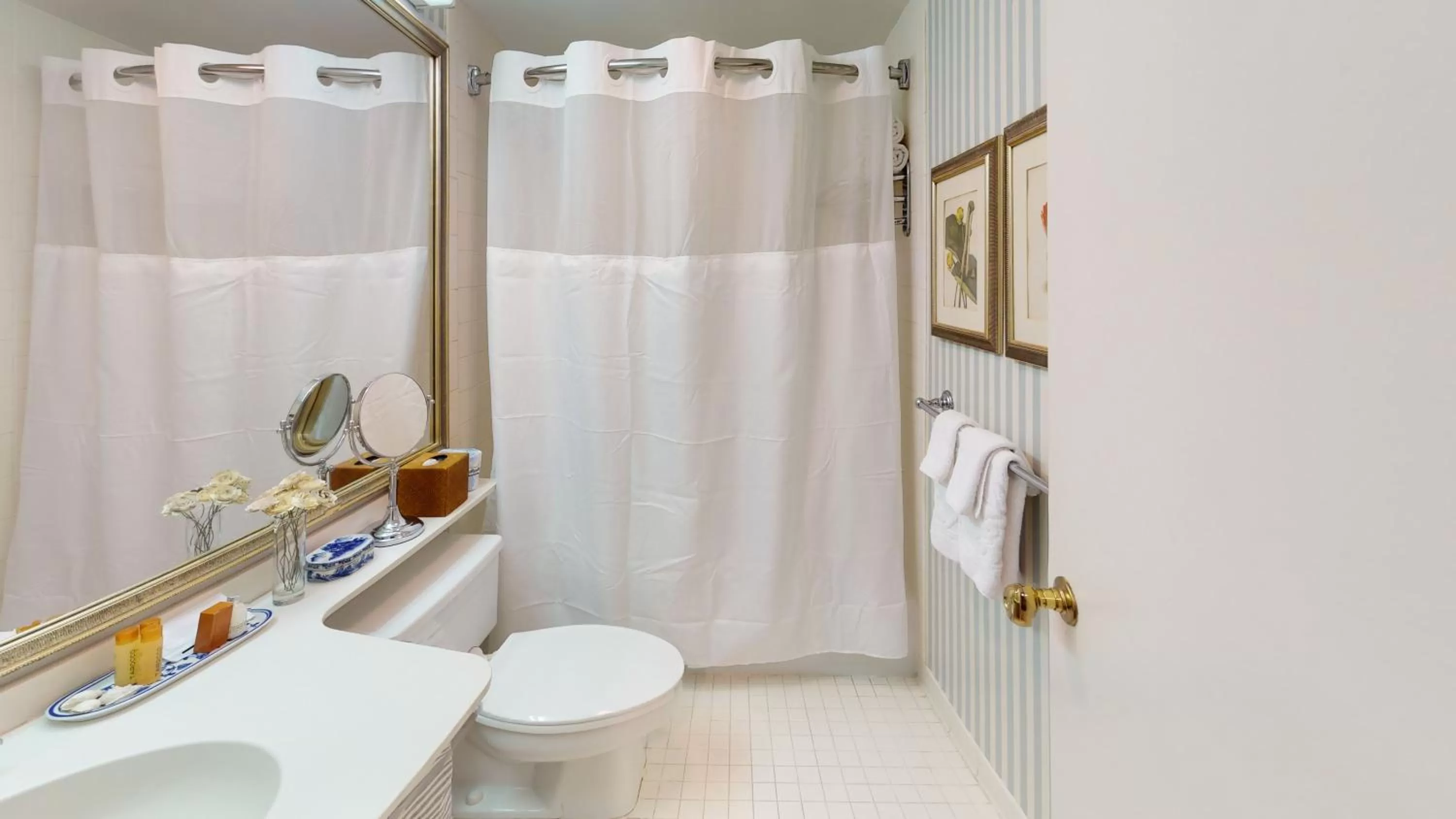 Bathroom in Avon Old Farms Hotel