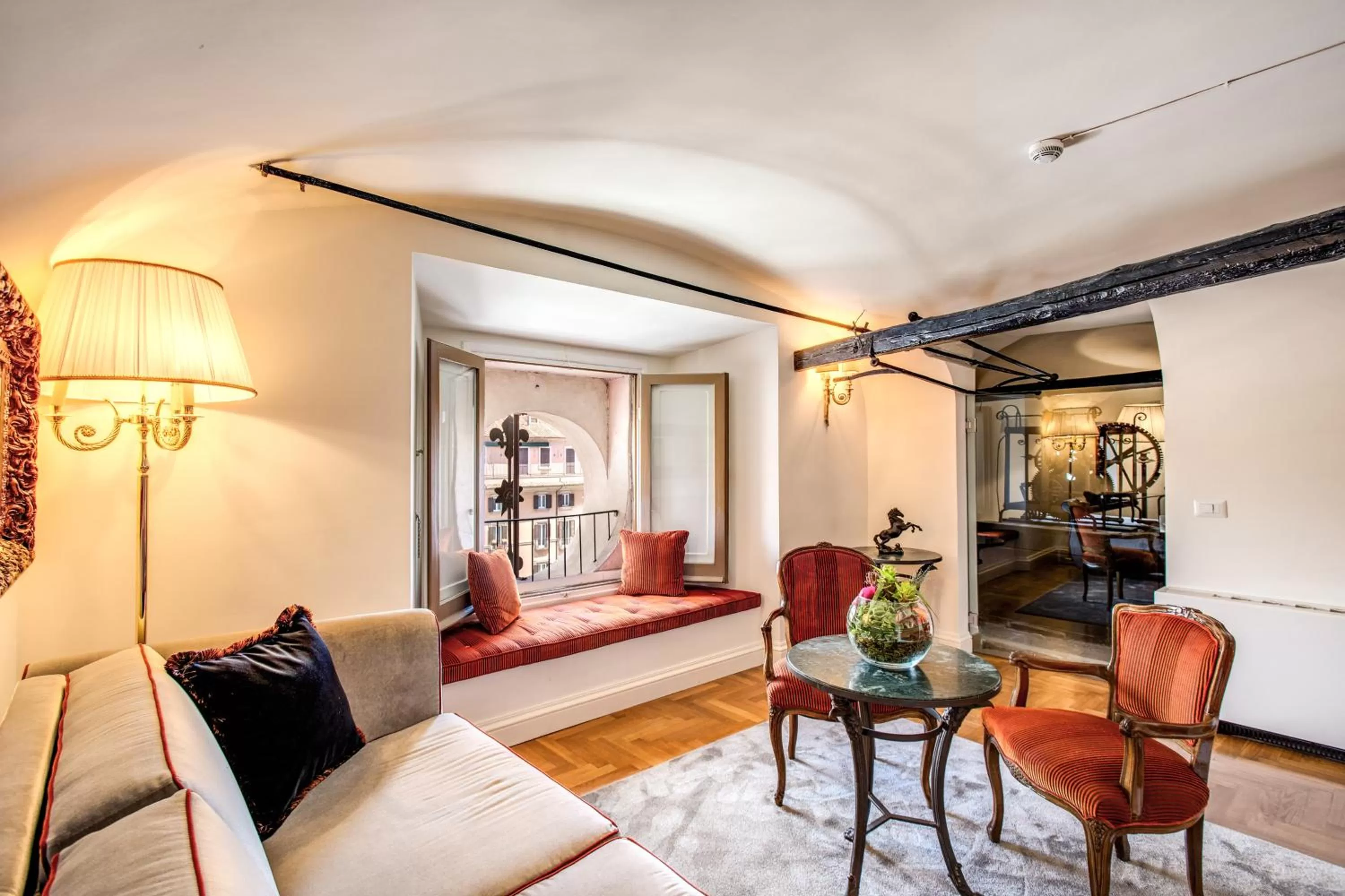 Living room in Eitch Borromini Palazzo Pamphilj