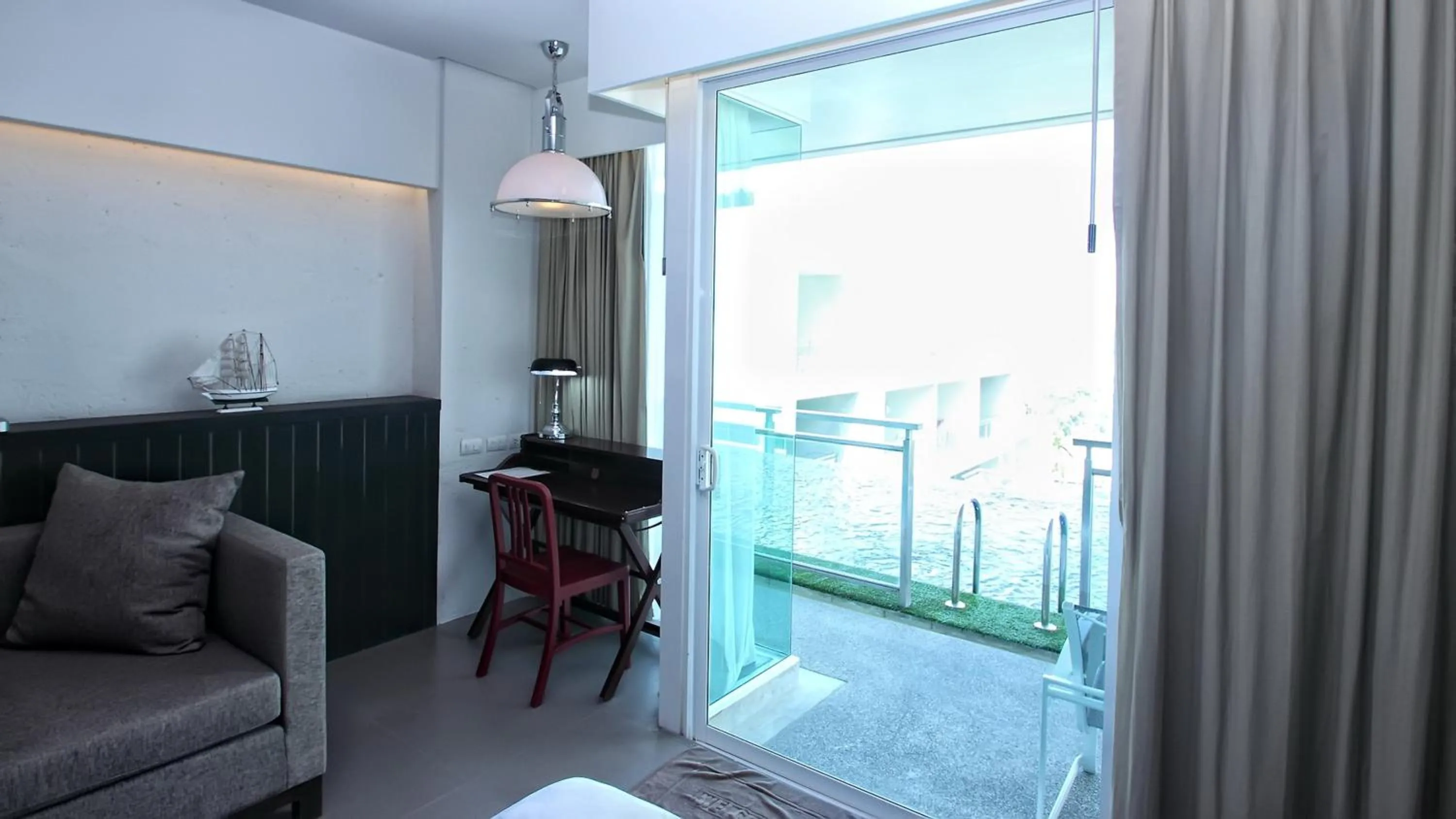 Nearby landmark in Sugar Palm Grand Hillside - SHA Plus