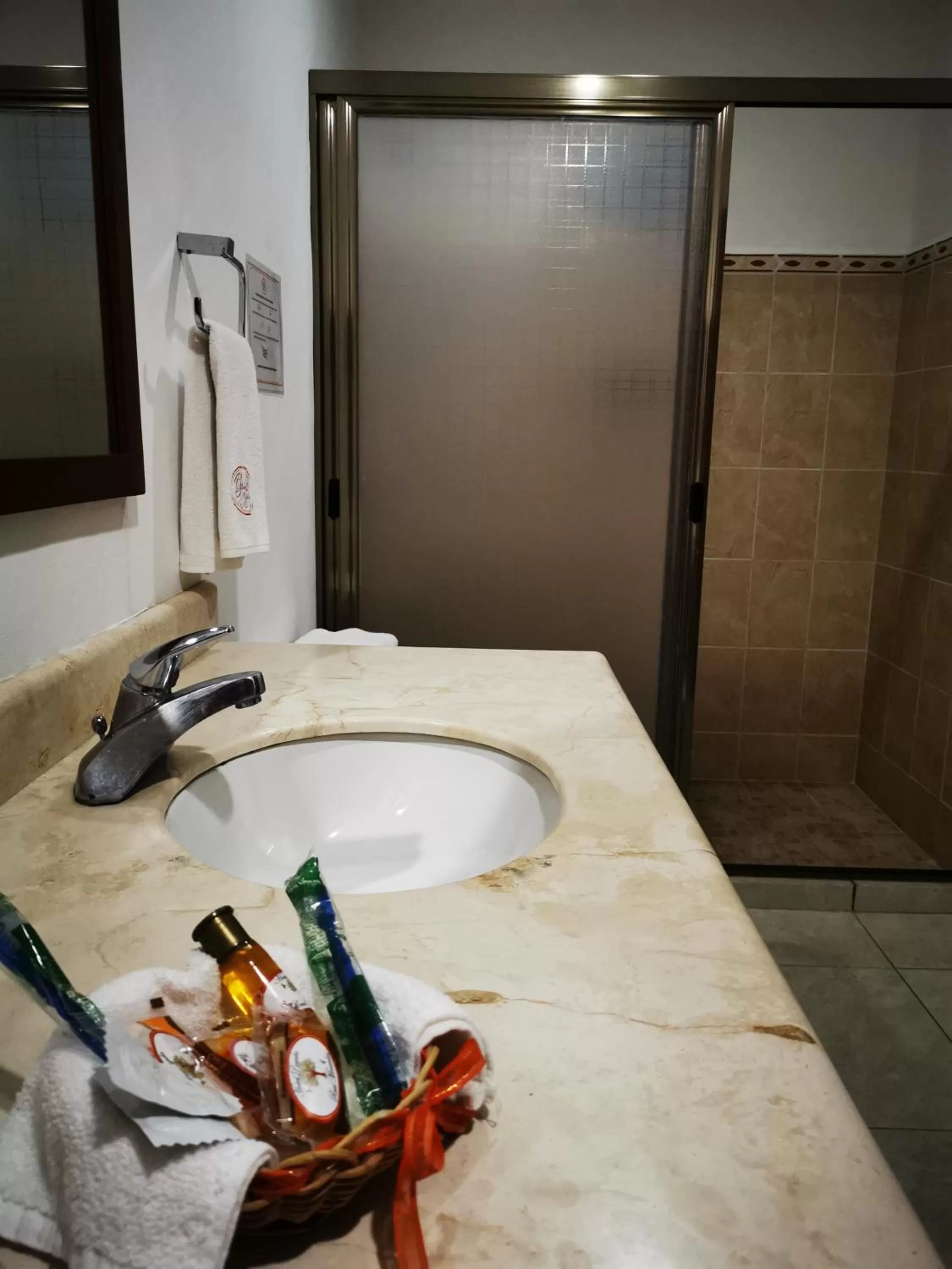 Bathroom in Hotel Real Mercedes