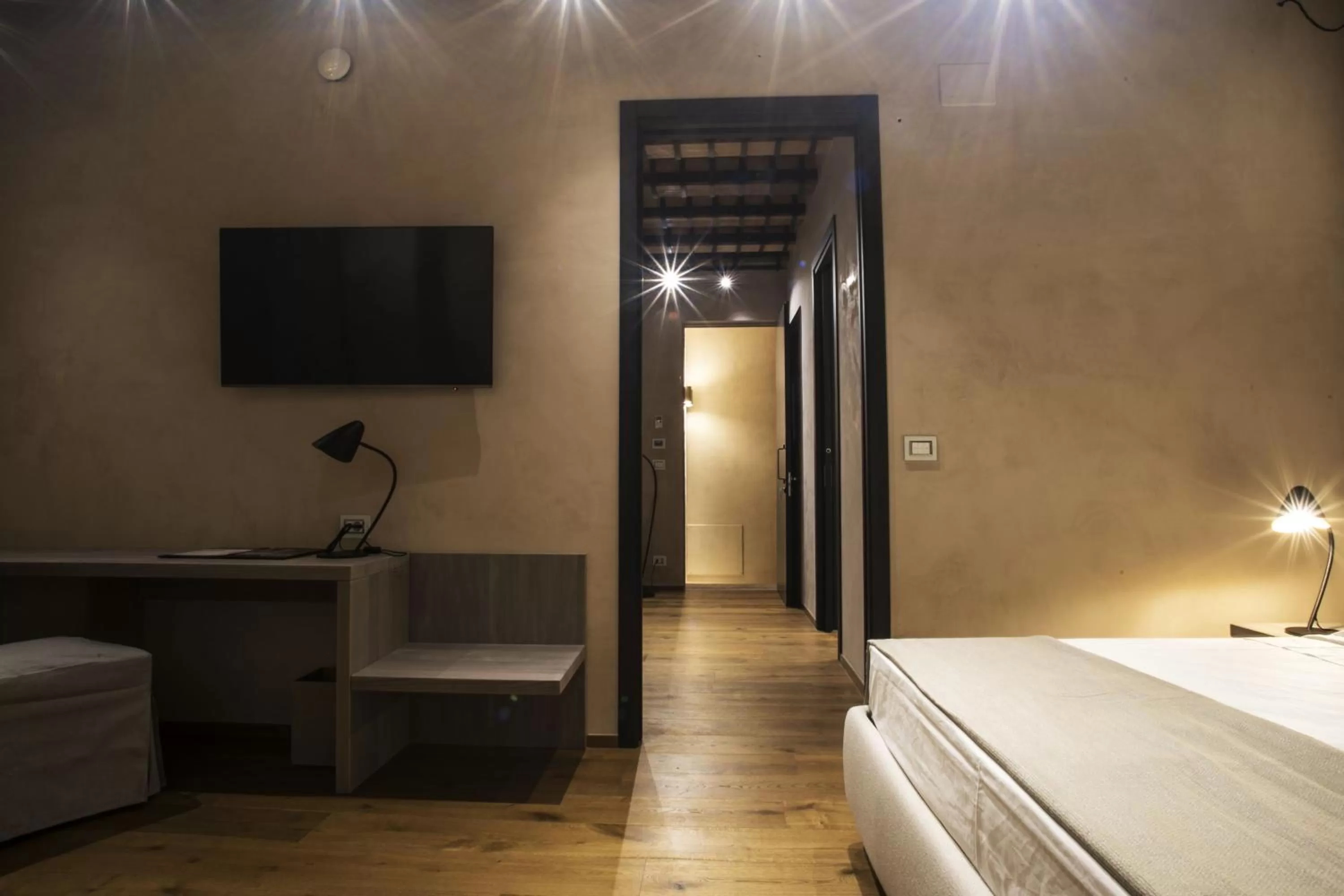 Bed in Edward Rooms & Wellness B&B