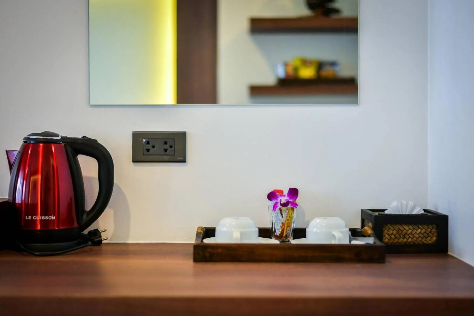 Coffee/tea facilities in Phuket Airport Place