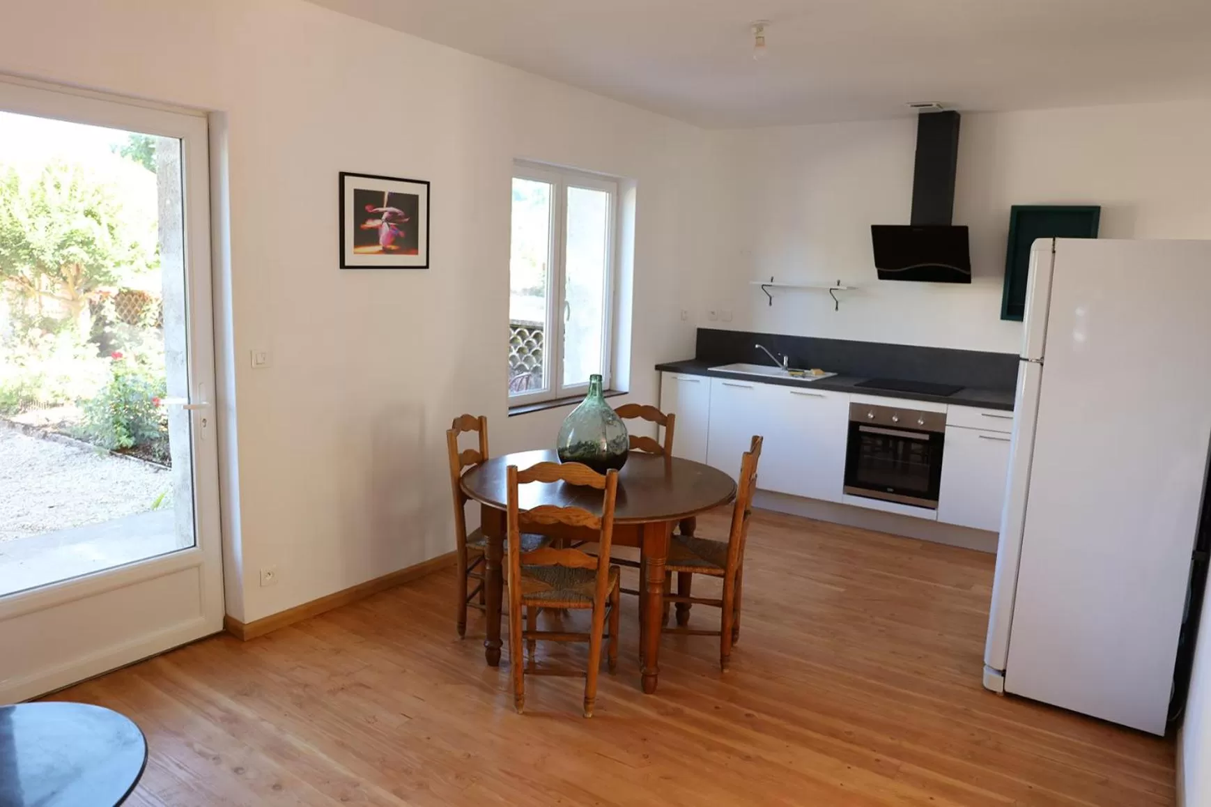 Kitchen or kitchenette in La Maison du Saula