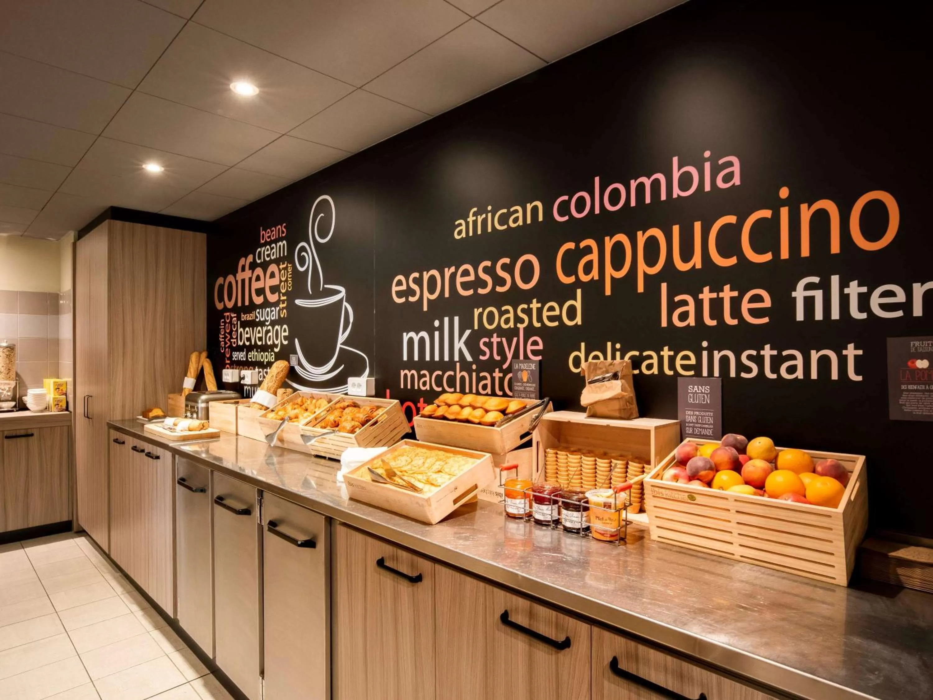 Restaurant/places to eat in ibis Tours Centre Gare