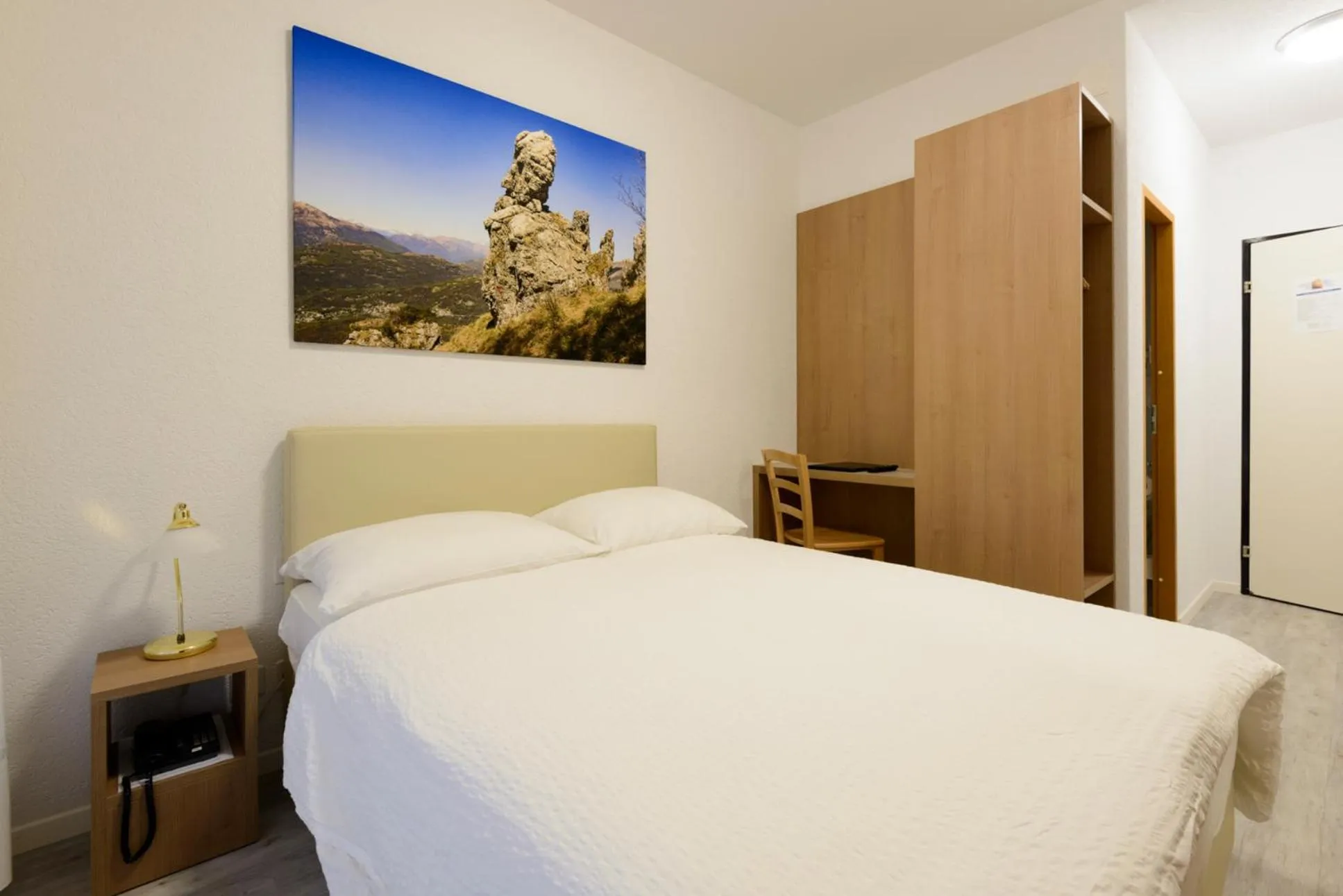 Bed in Hotel Ceresio