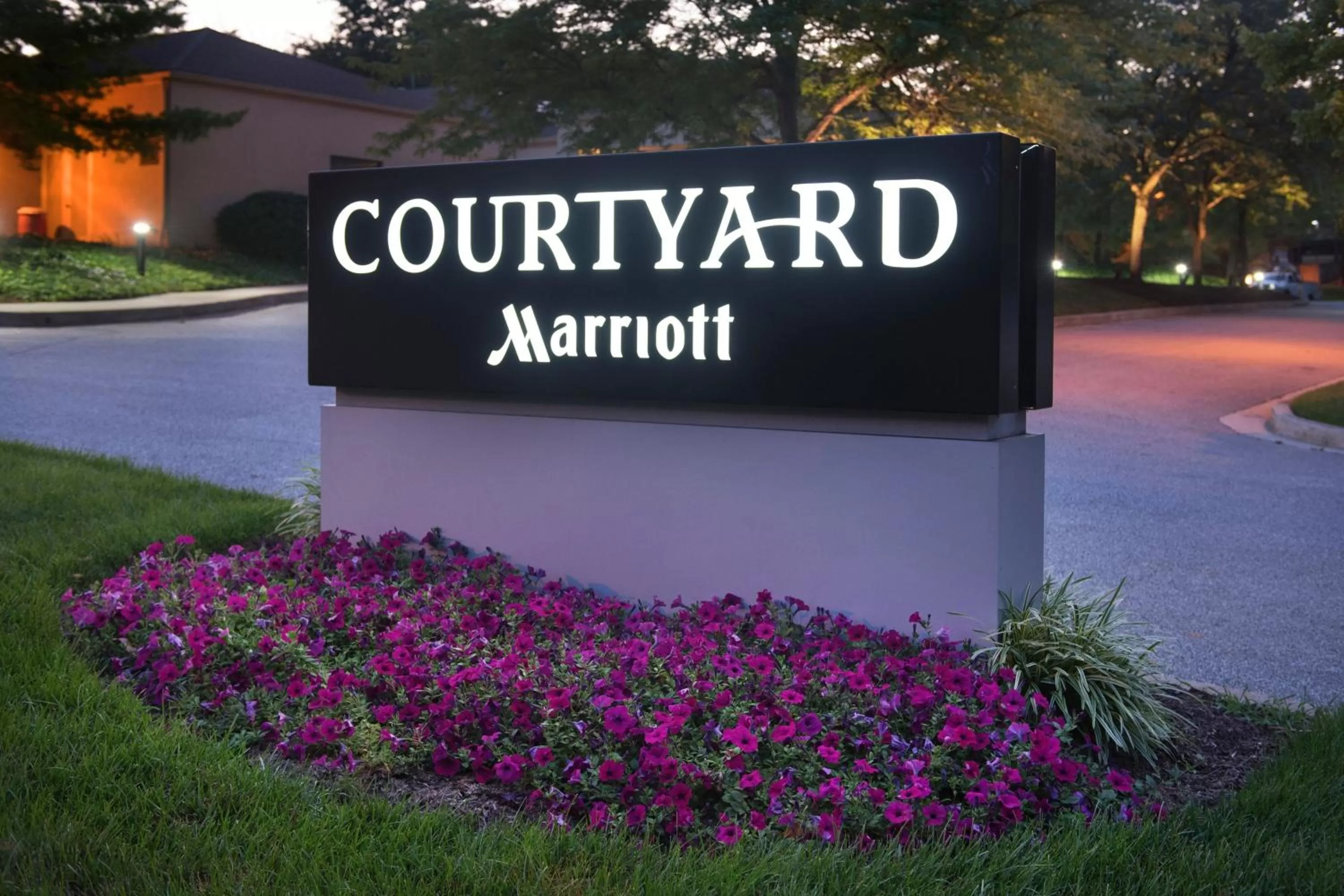 Property building in Courtyard By Marriott Baltimore Hunt Valley