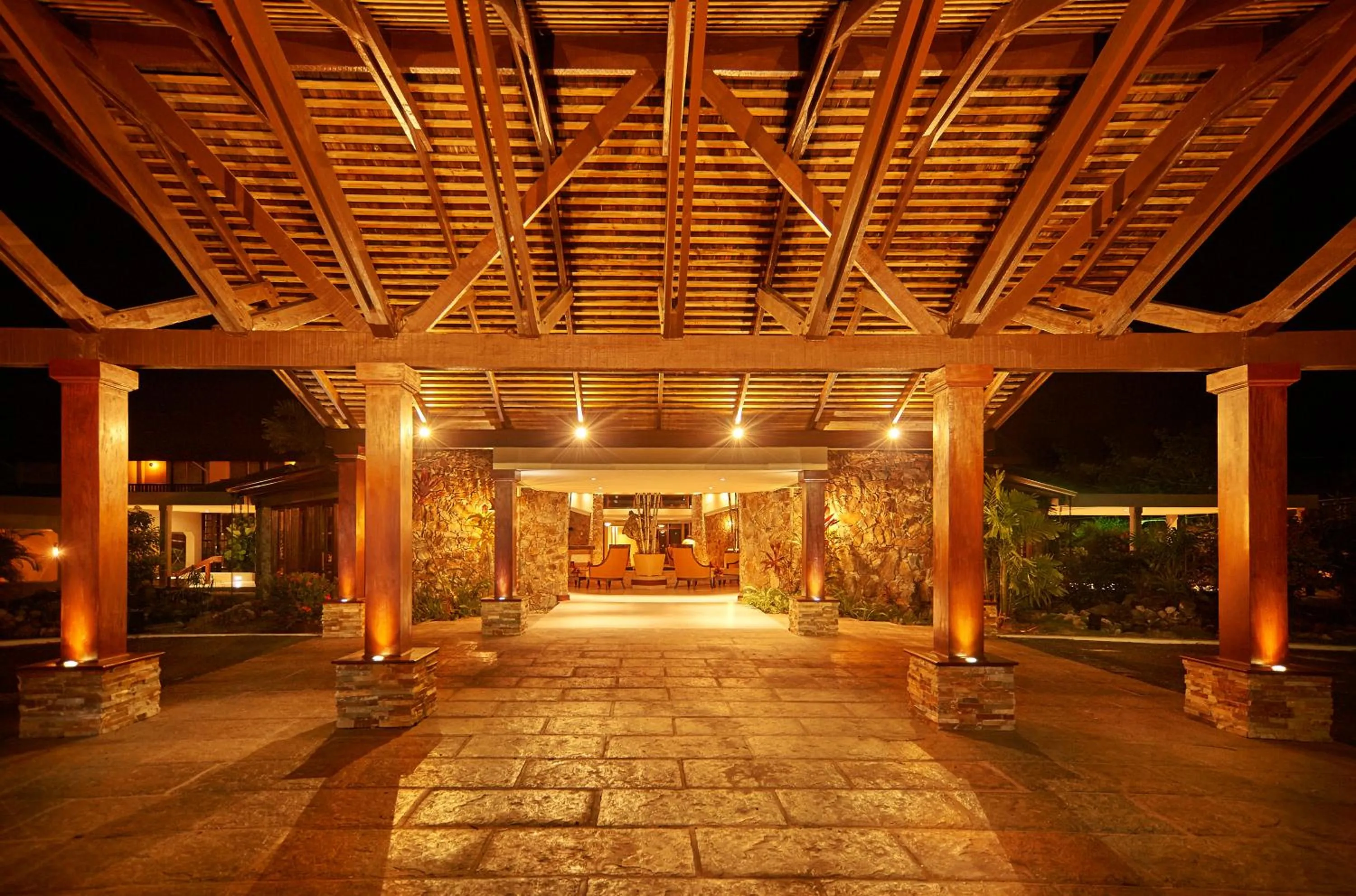 Facade/entrance in Mount Irvine Bay Resort