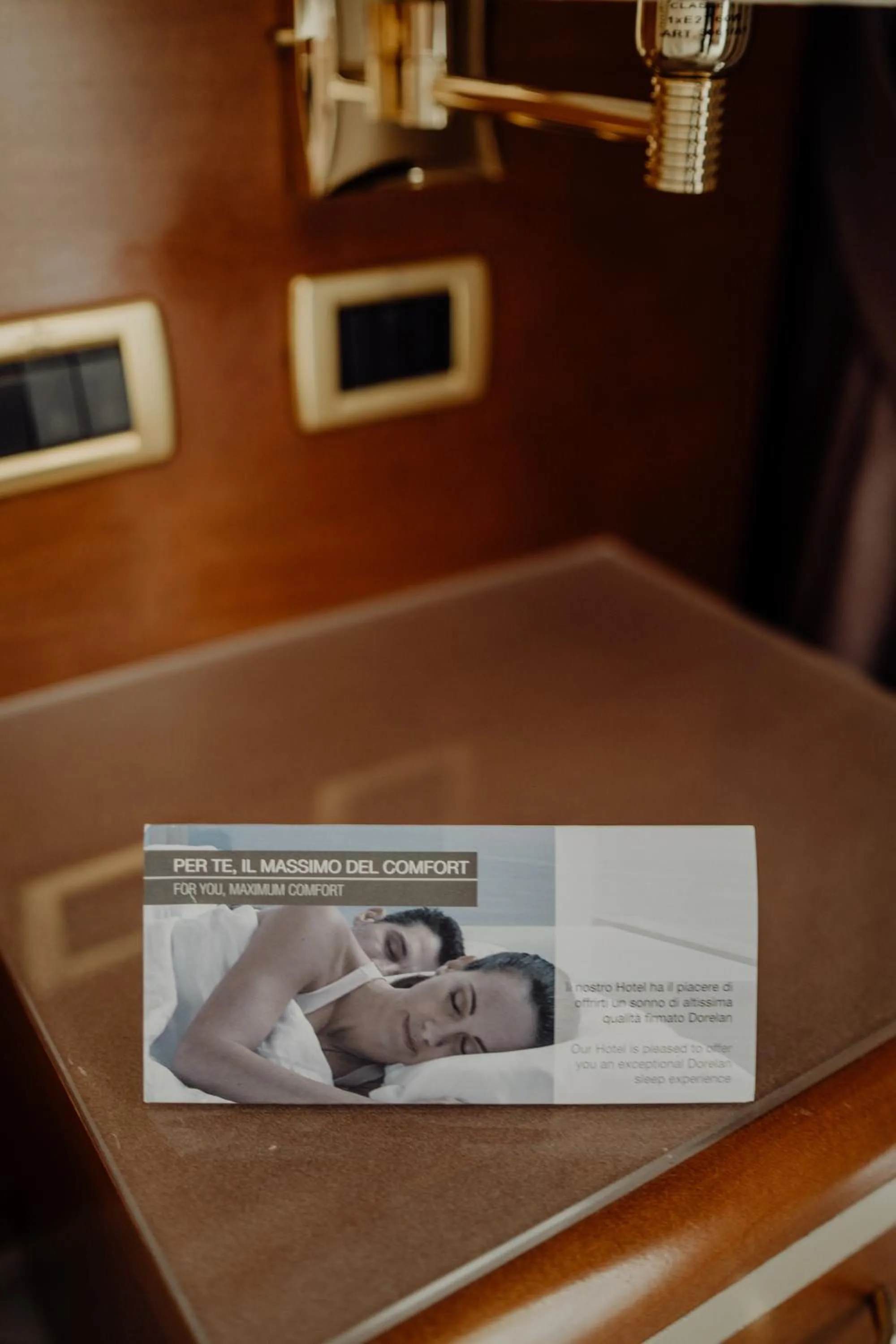 Bed in Hotel Niagara