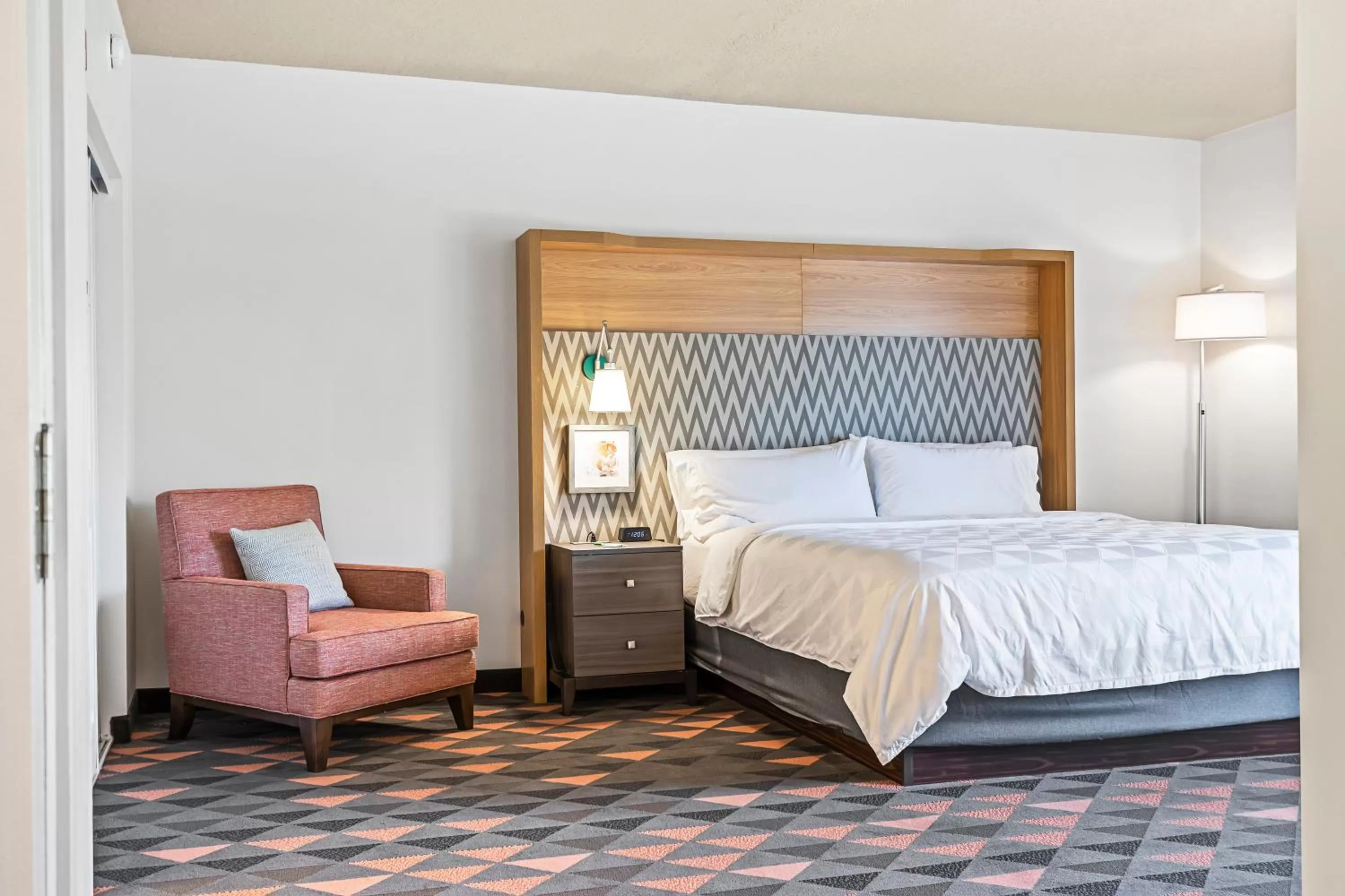 Bedroom, Bed in Holiday Inn - St. Petersburg West by IHG