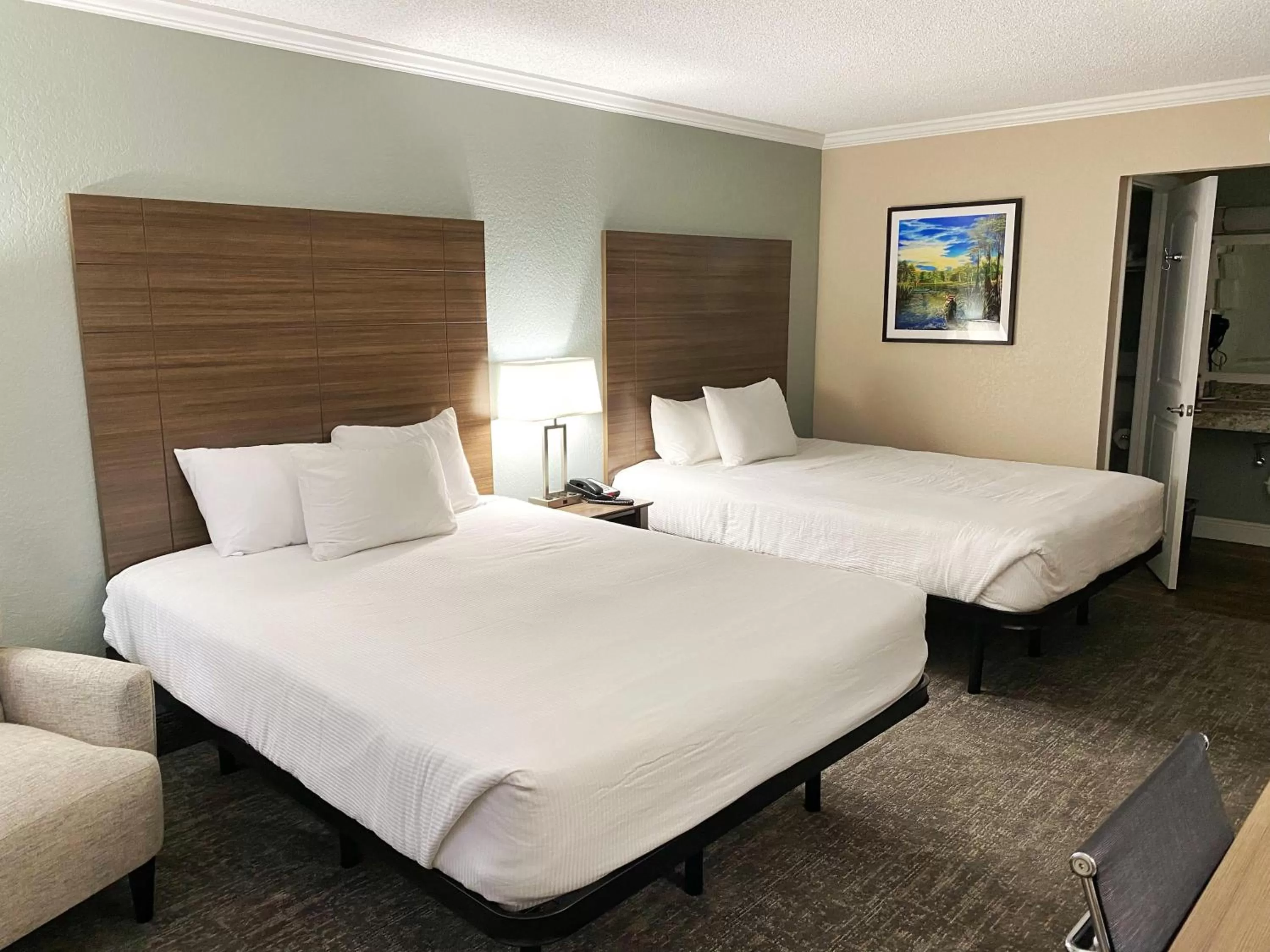 Bed in Roadstar Hotel Zephyrhills