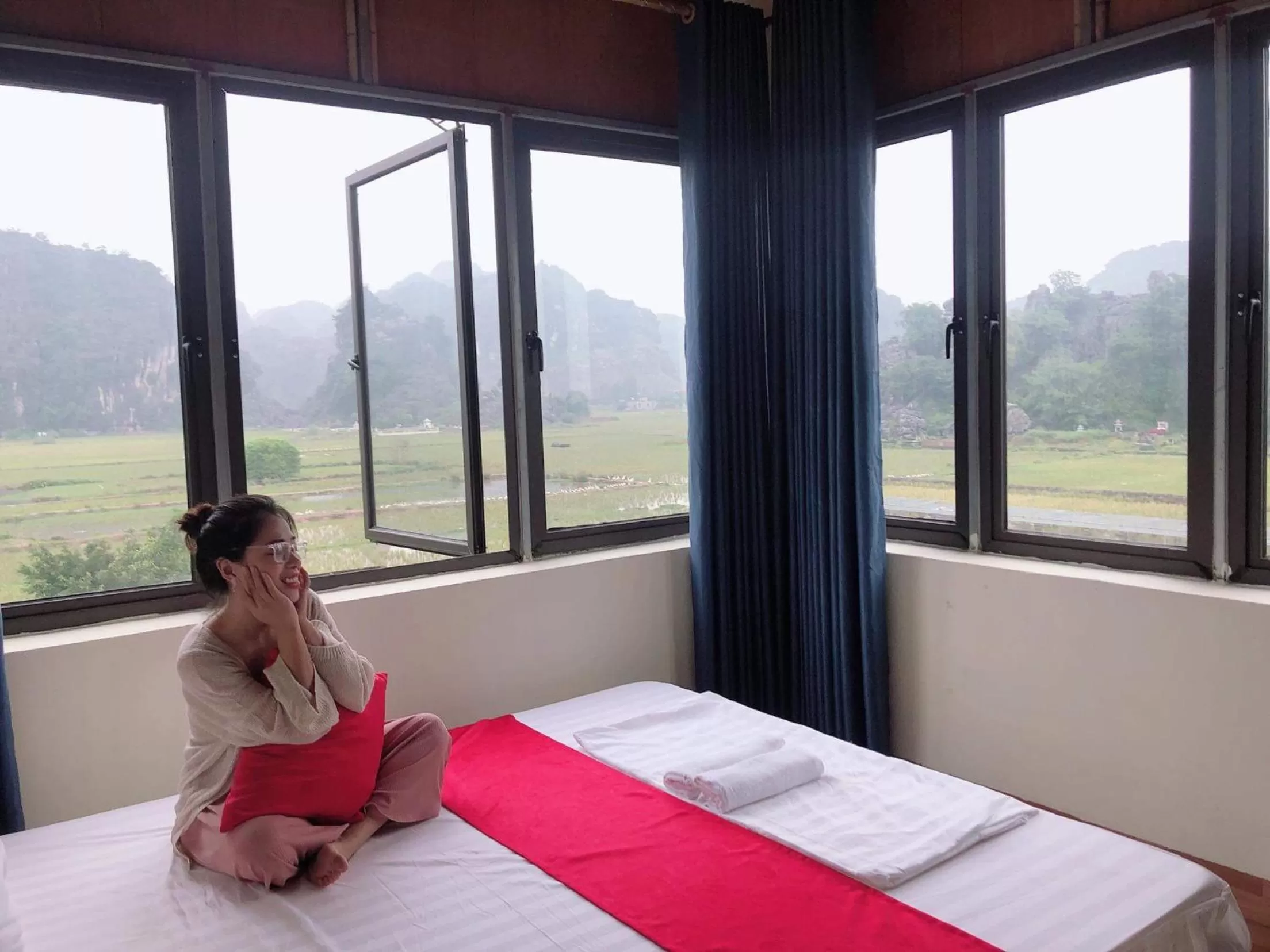 Hang Mua Central Homestay