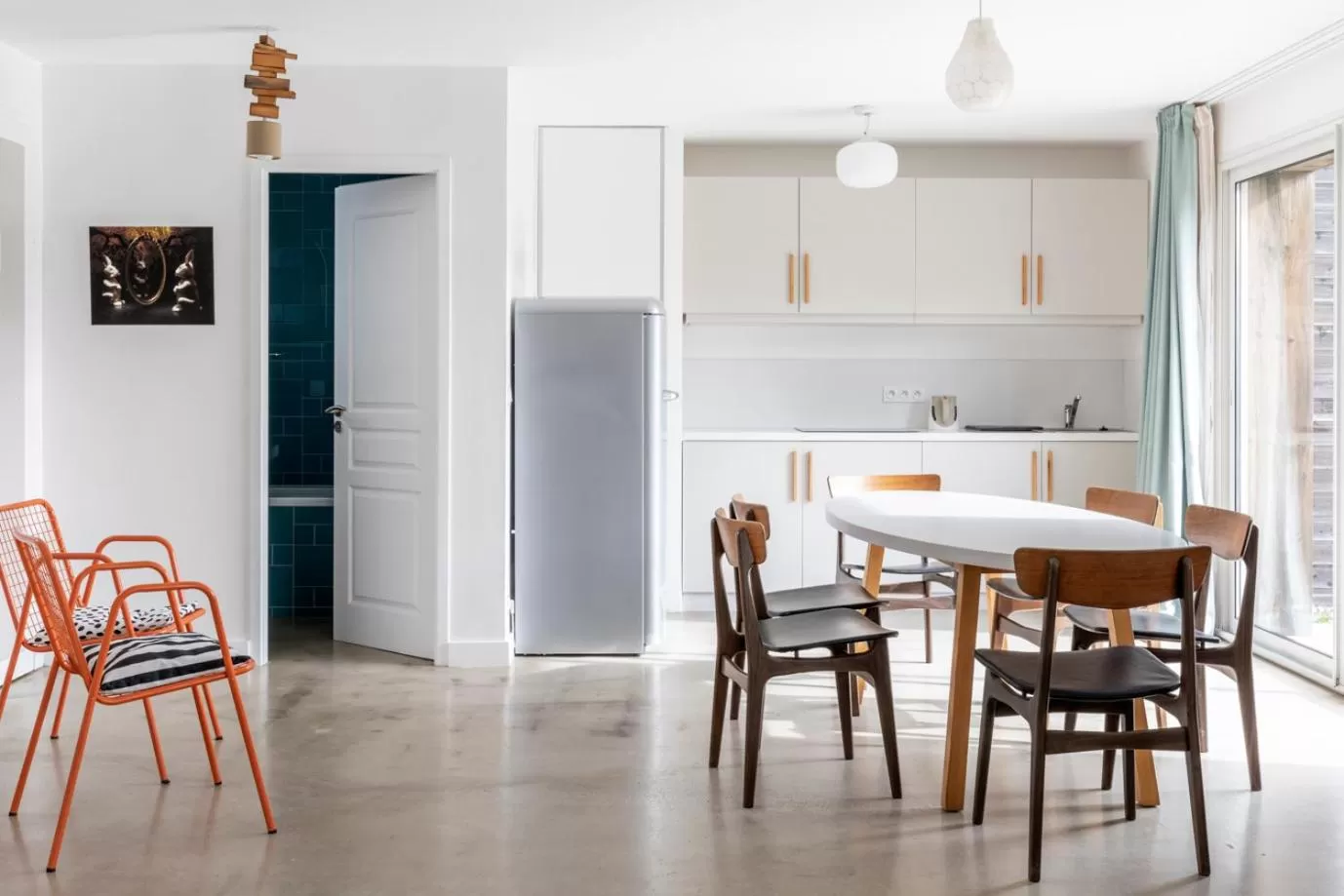 Kitchen or kitchenette, Dining Area in Côté Océan Resort