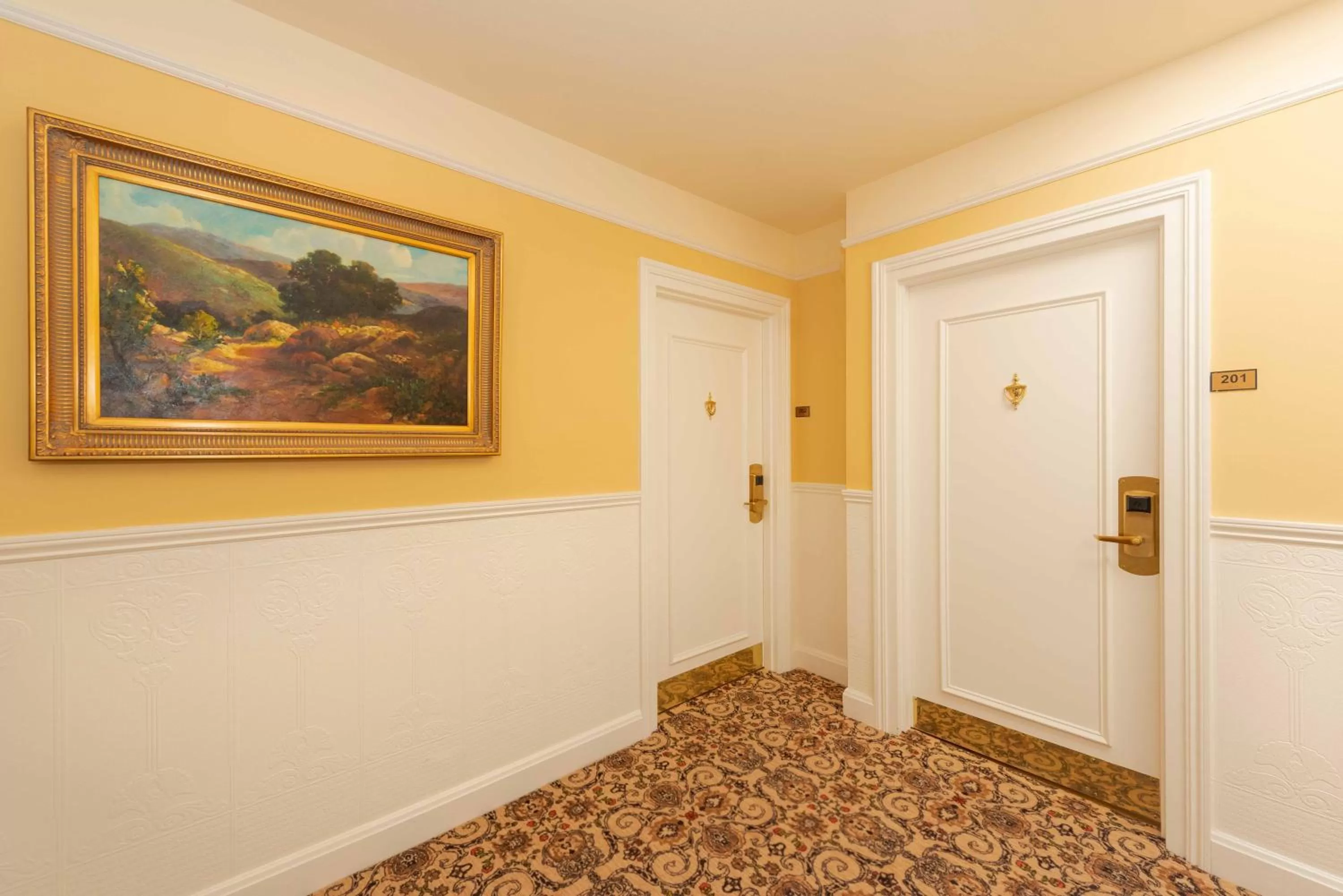 Property building in Stanyan Park Hotel