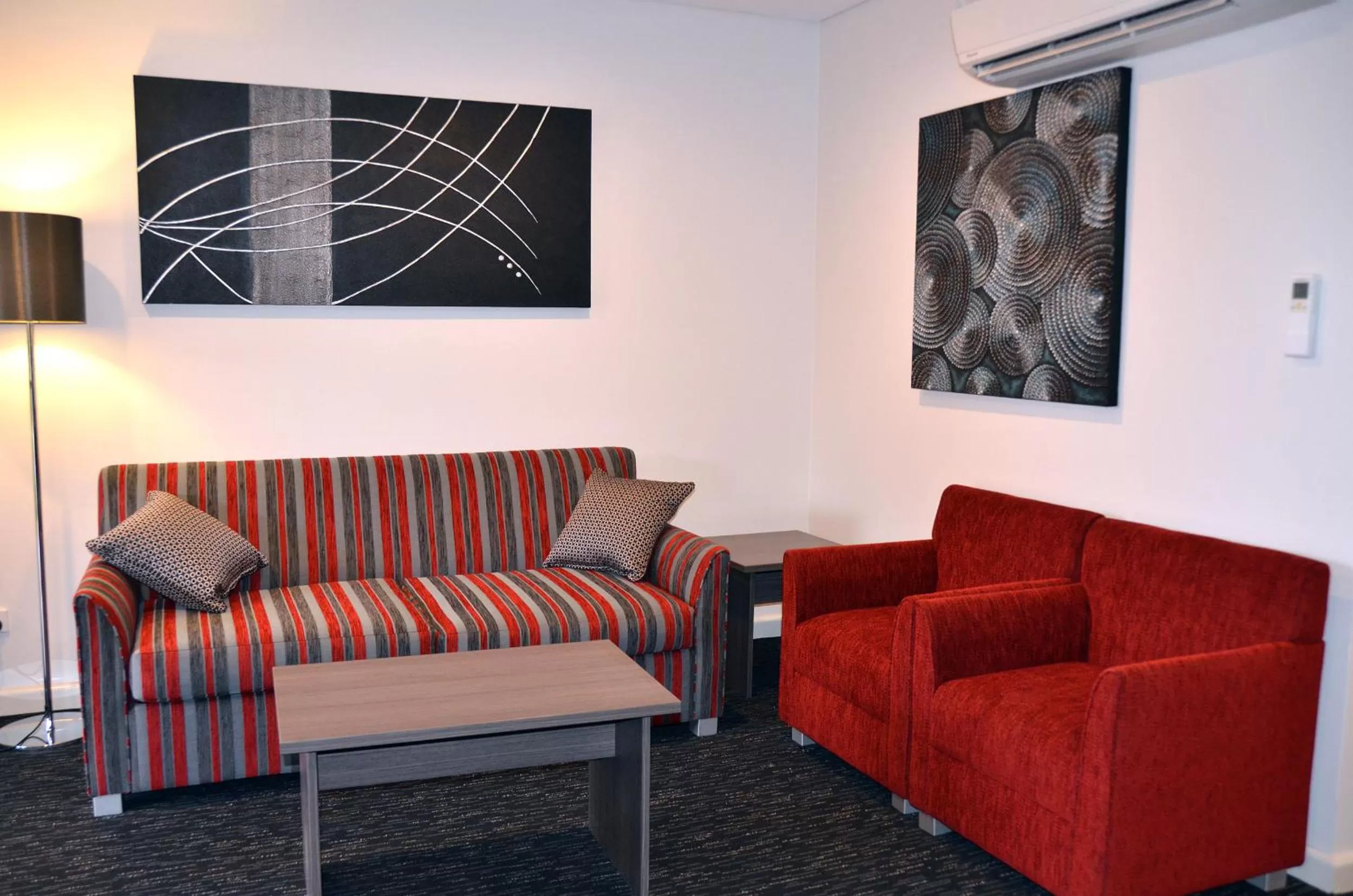 Living room in Hunts Hotel Liverpool