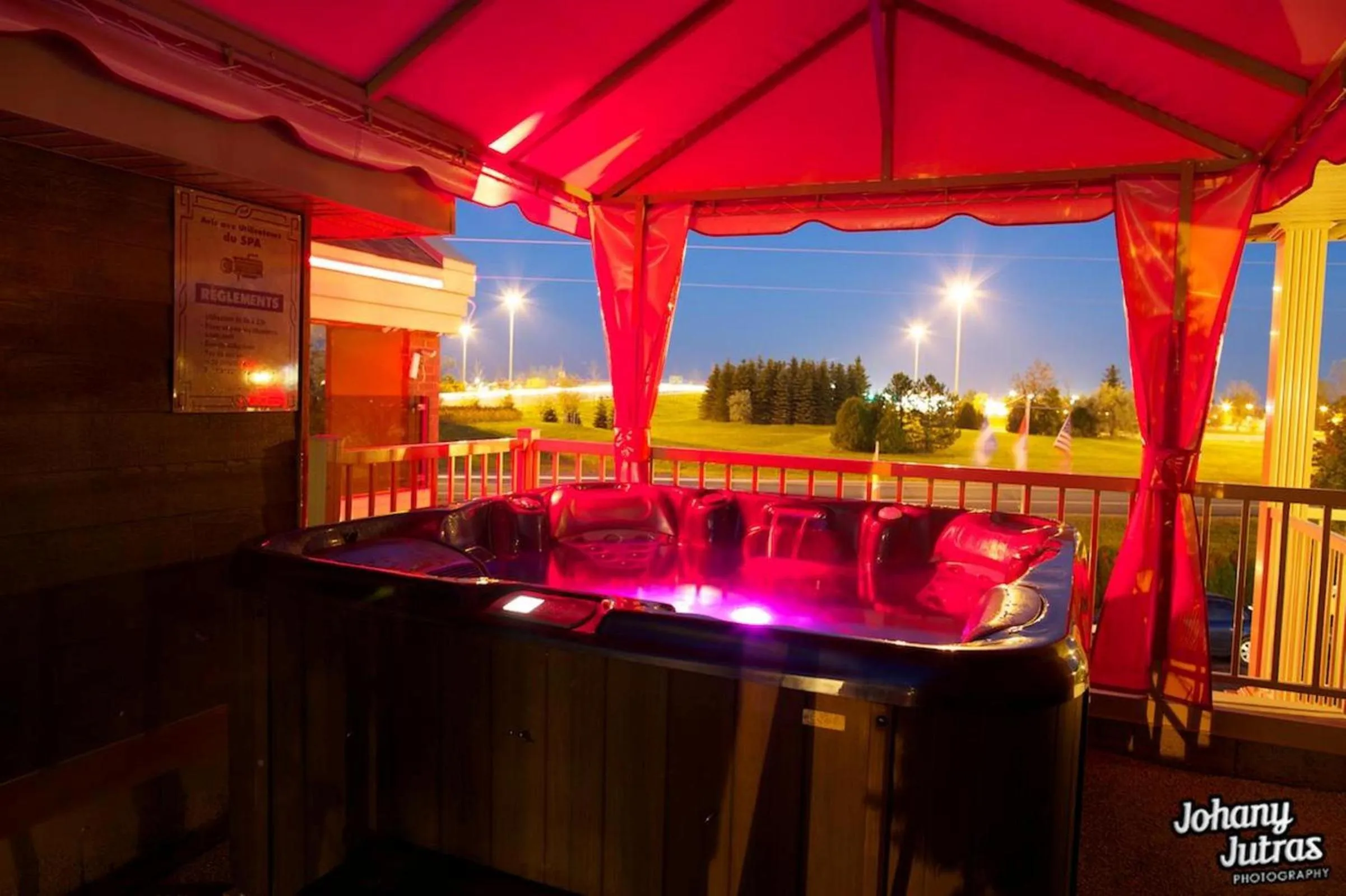 Night in Hotel-Motel Drummond