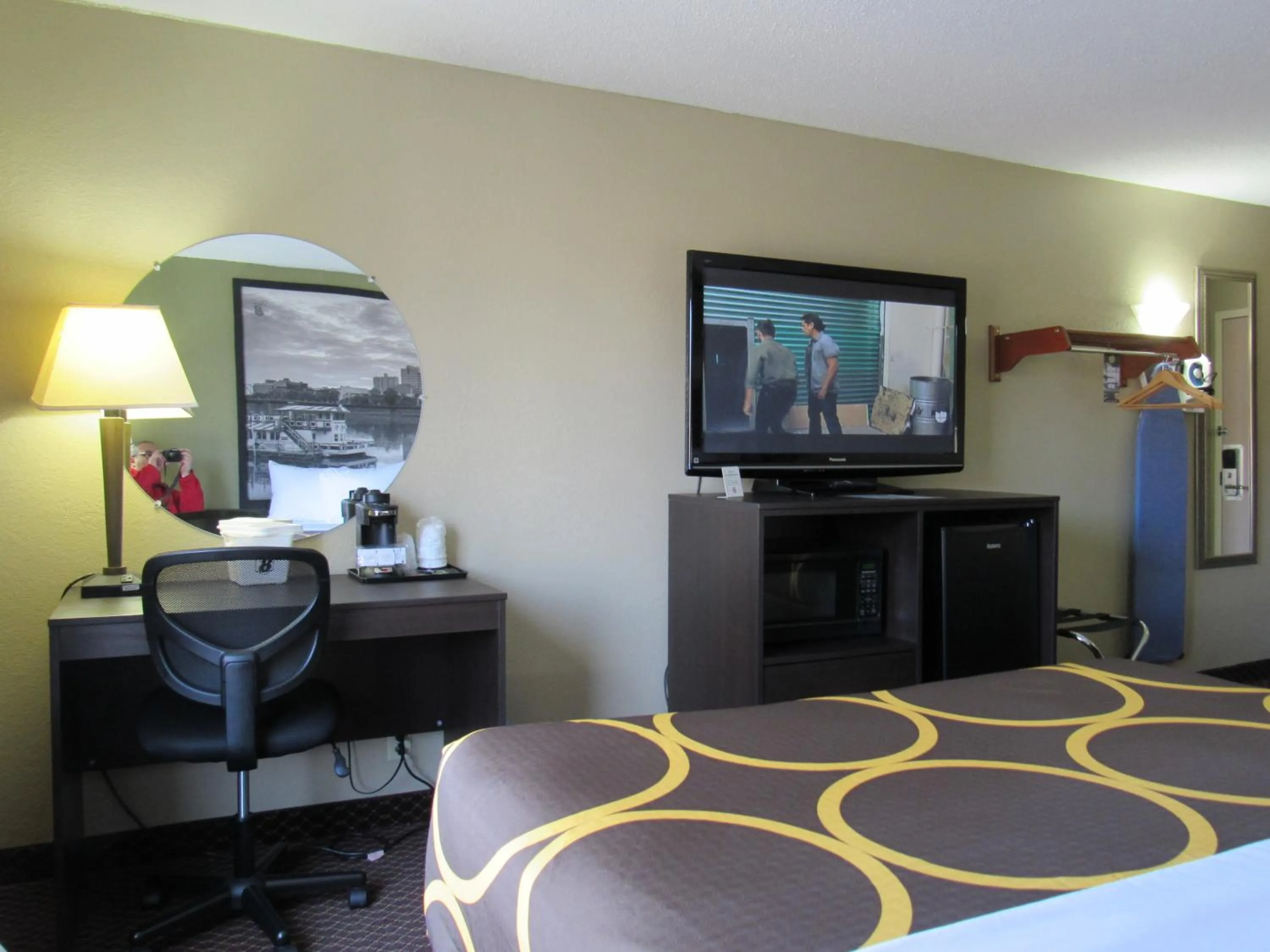 Super 8 by Wyndham New Cumberland