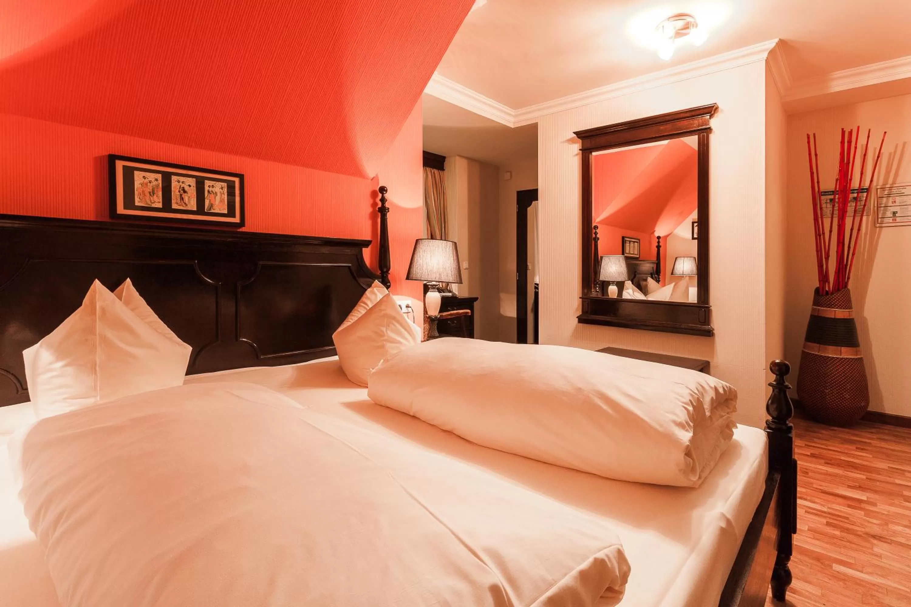 Photo of the whole room, Bed in Hotel Aviv Dresden