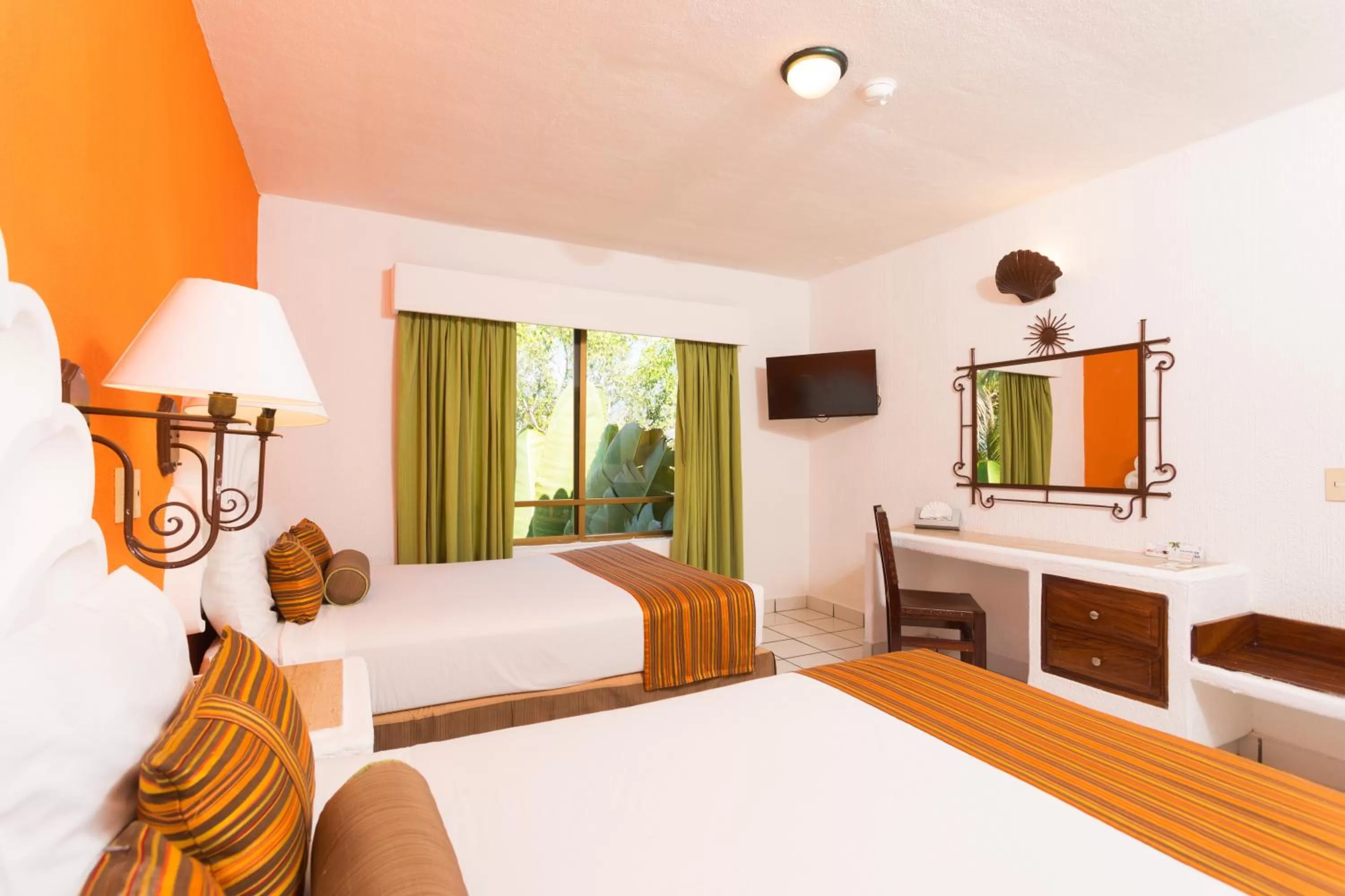 Bed in Las Palmas by the Sea All Inclusive