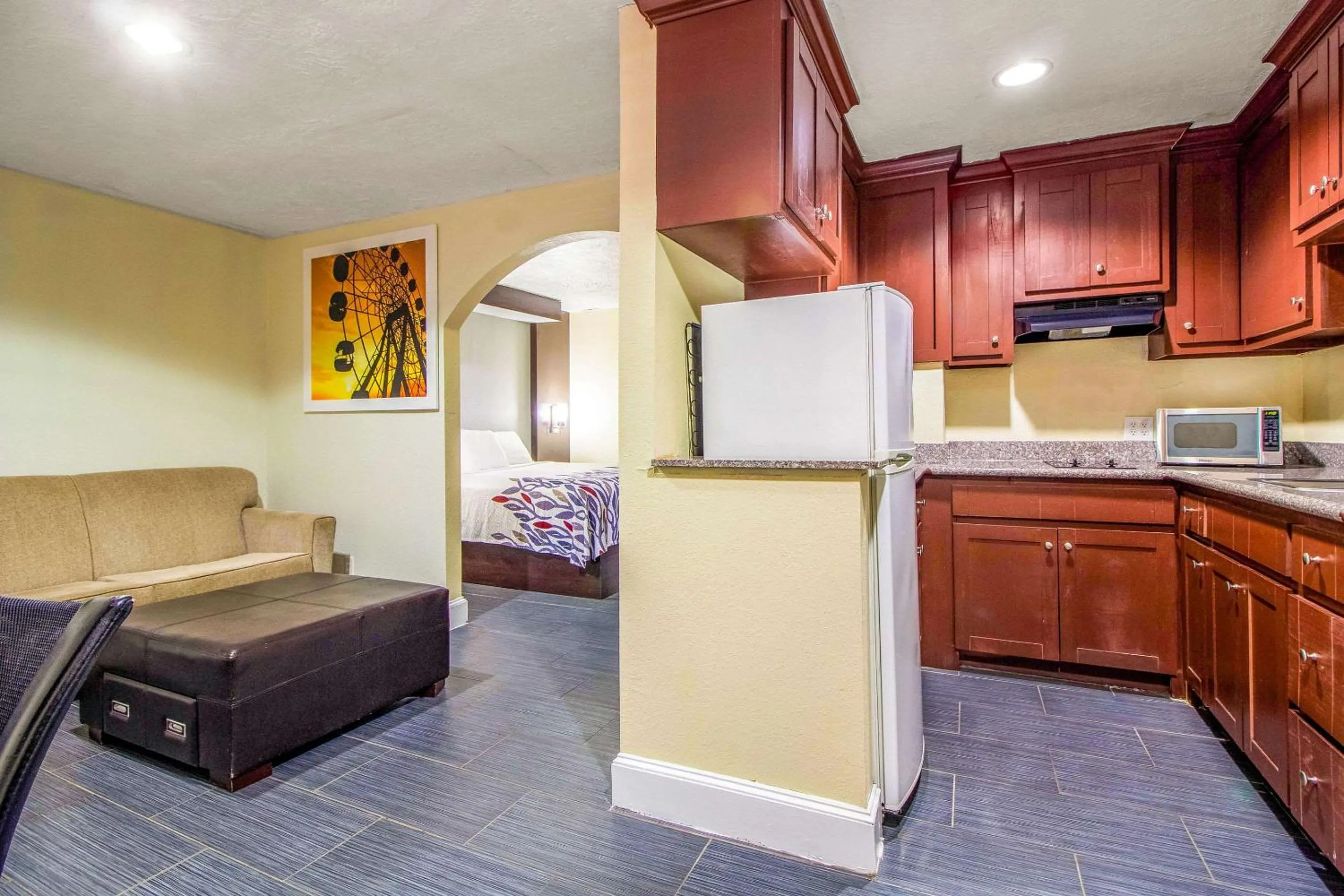 Photo of the whole room in Rodeway Inn & Suites Houston near Medical Center