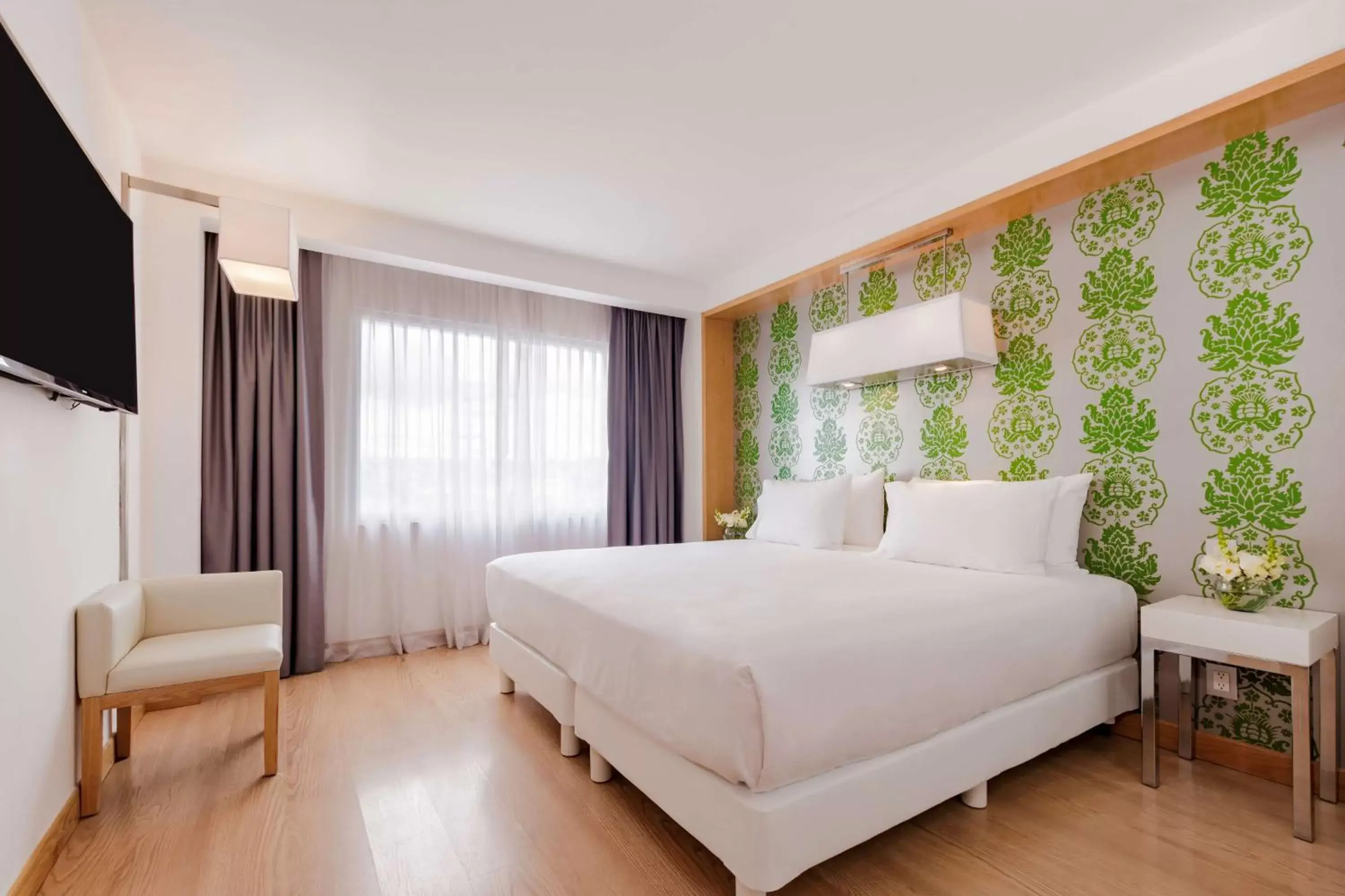 Standard Double or Twin Room with Extra Bed (3 Adults) in NH Queretaro Standard Double or Twin Room with Extra Bed (3 Adults) in NH Queretaro