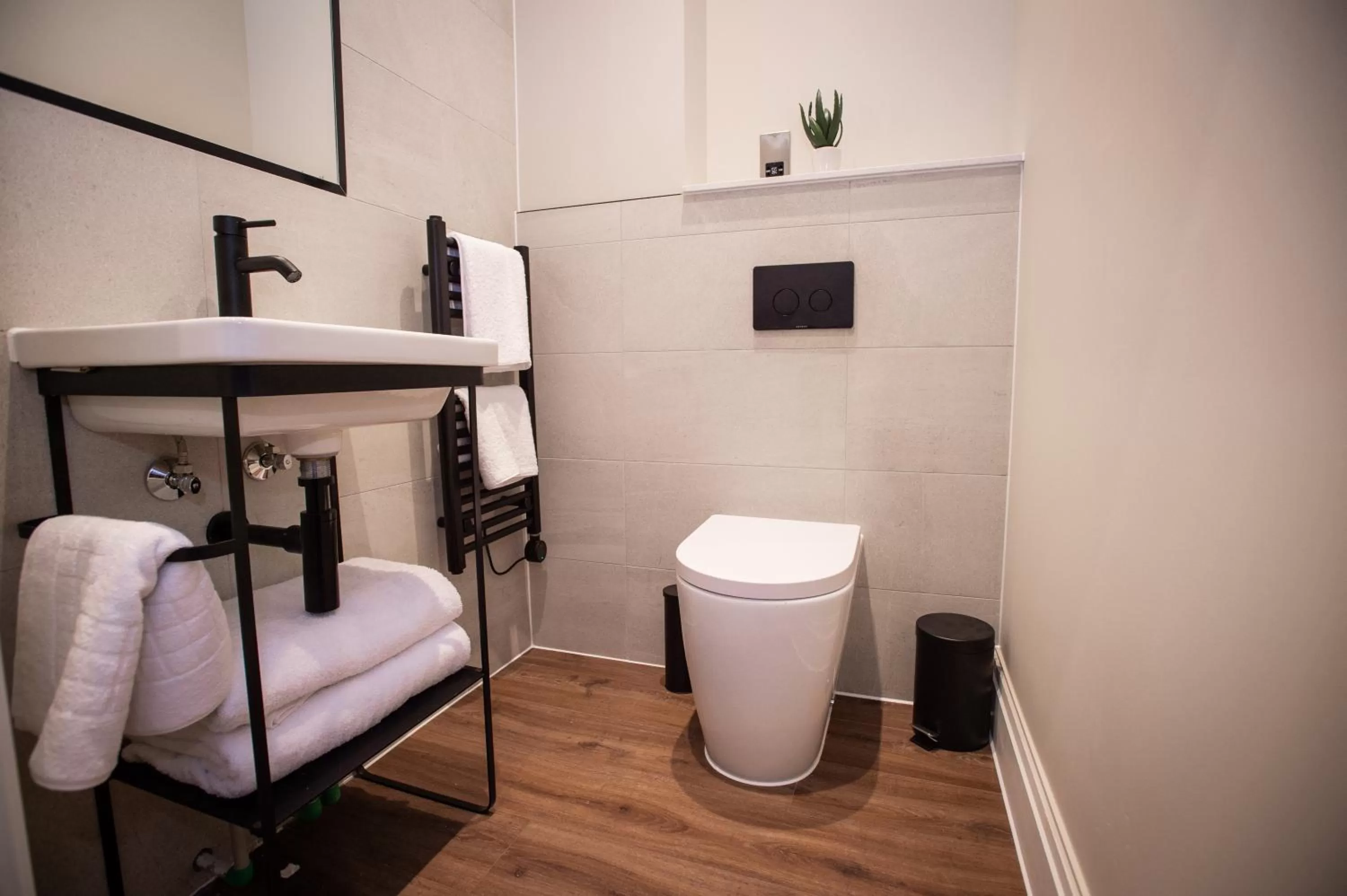 Toilet in The Gresham Aparthotel