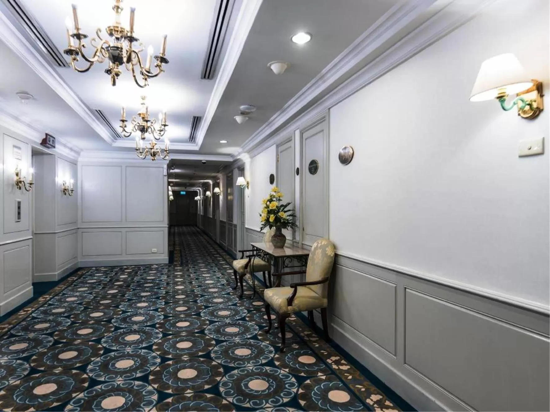 Decorative detail in Evergreen Laurel Hotel Bangkok