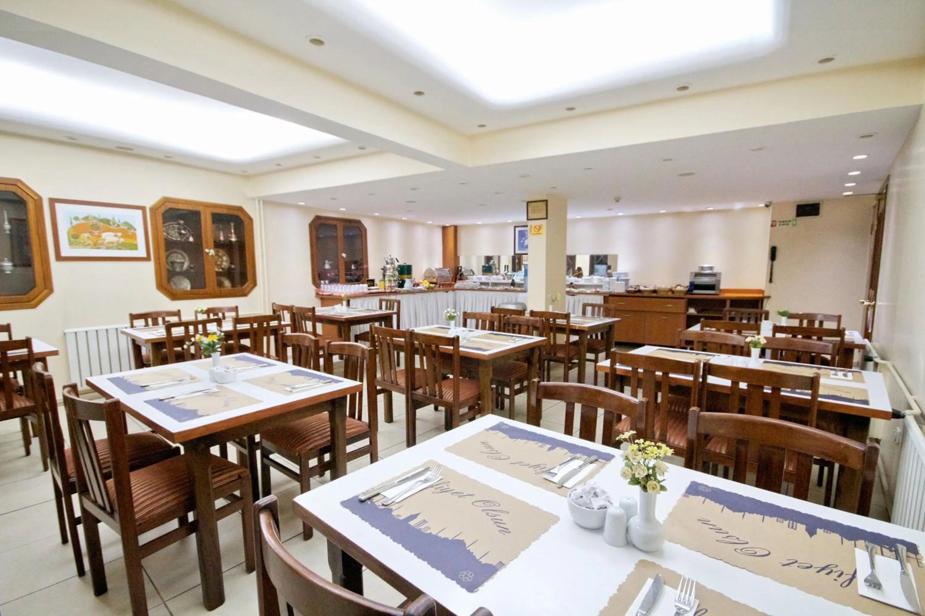 Restaurant/places to eat in Hotel Historia-Special Category
