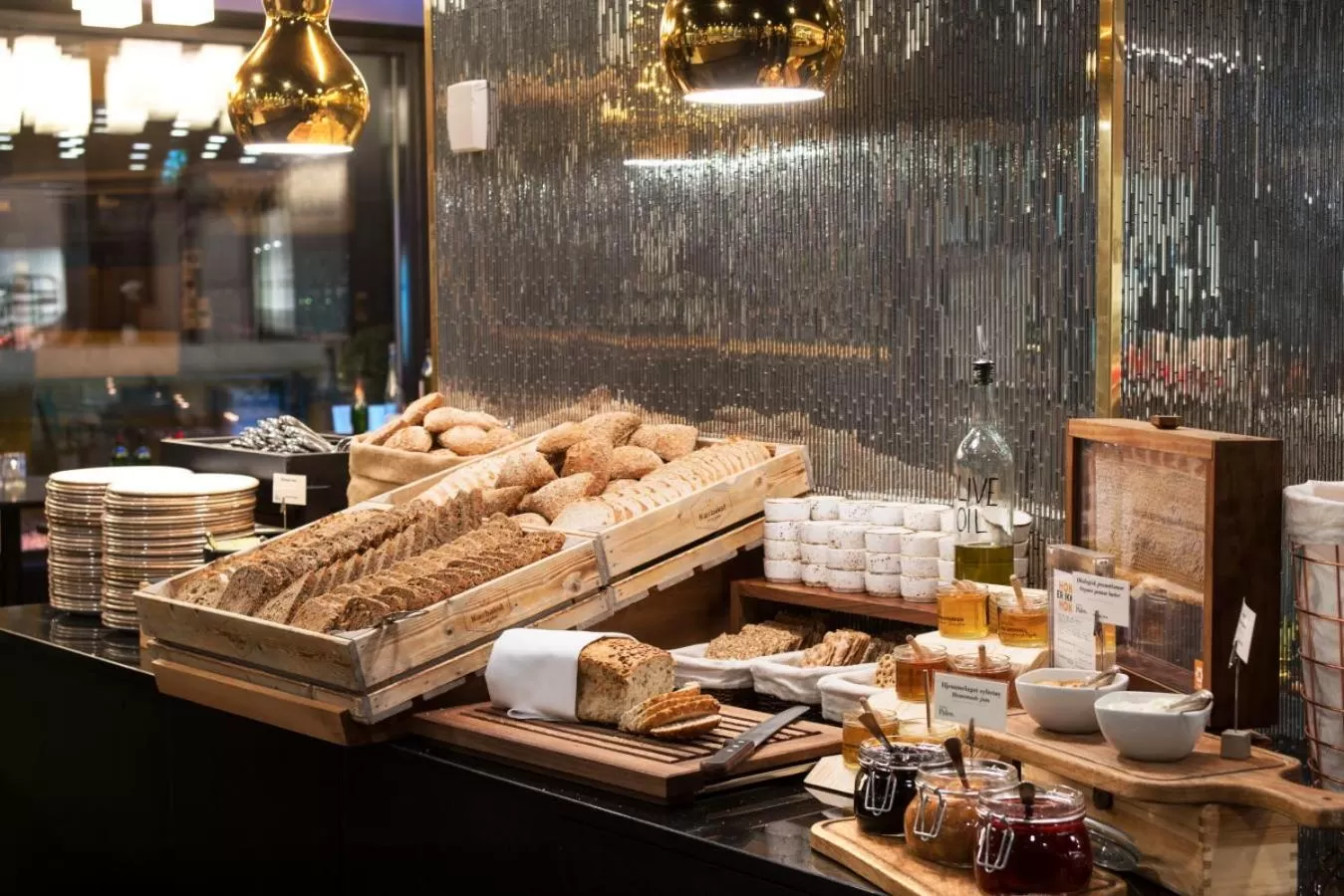 Restaurant/places to eat in Thon Hotel Rosenkrantz Oslo