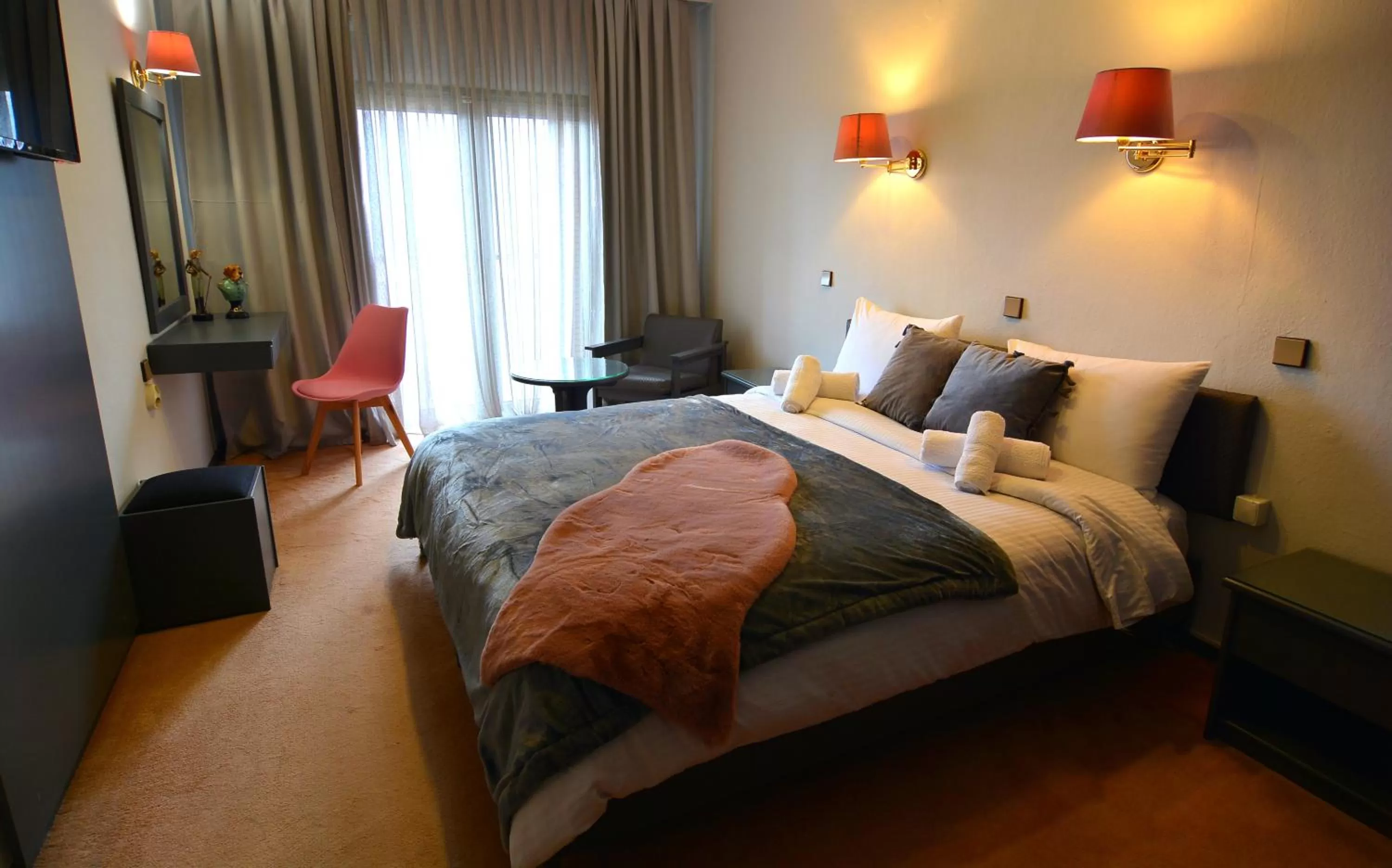 Bed in King Alexander