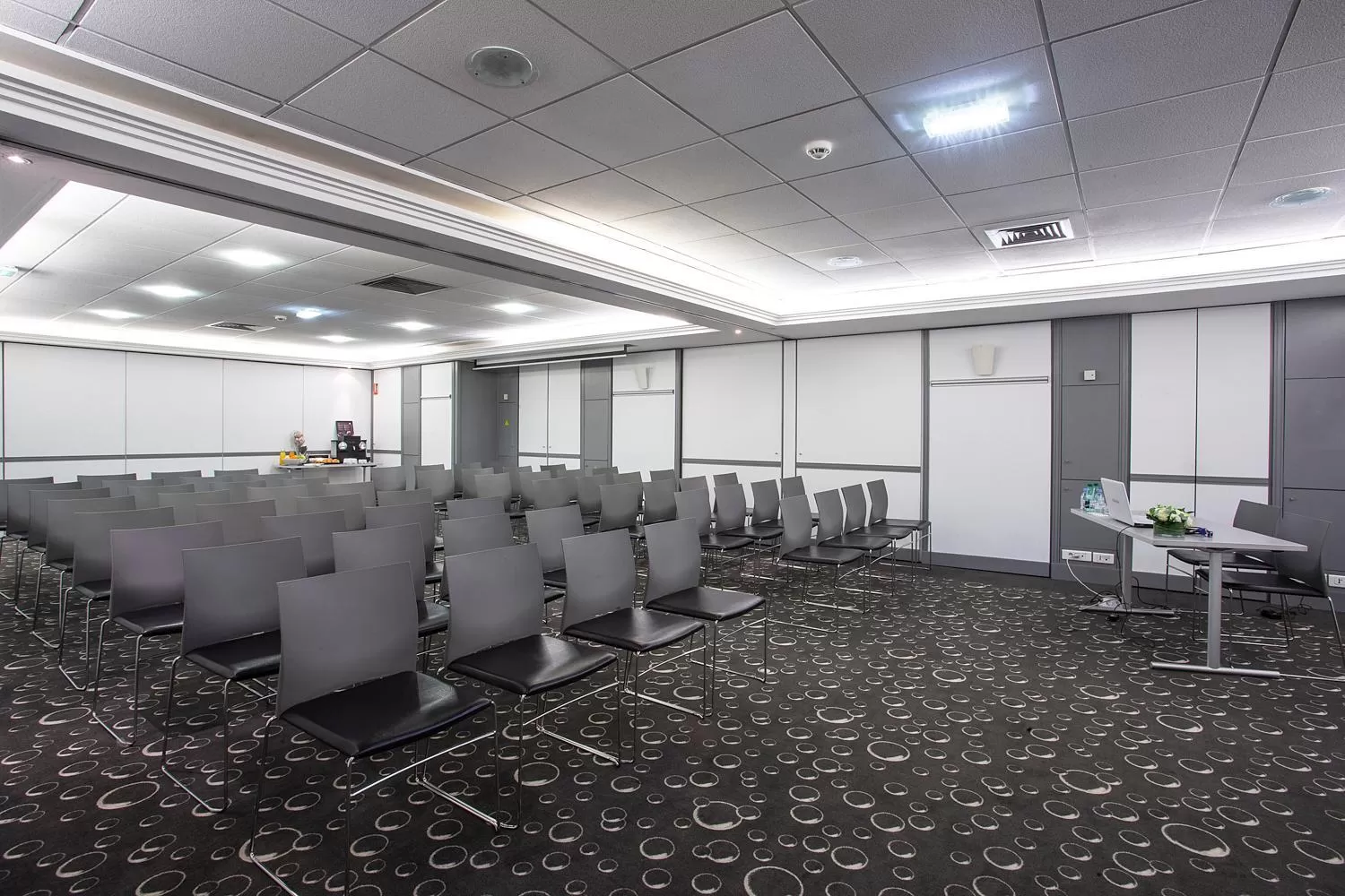 Business facilities in Mercure Paris Vaugirard Porte De Versailles