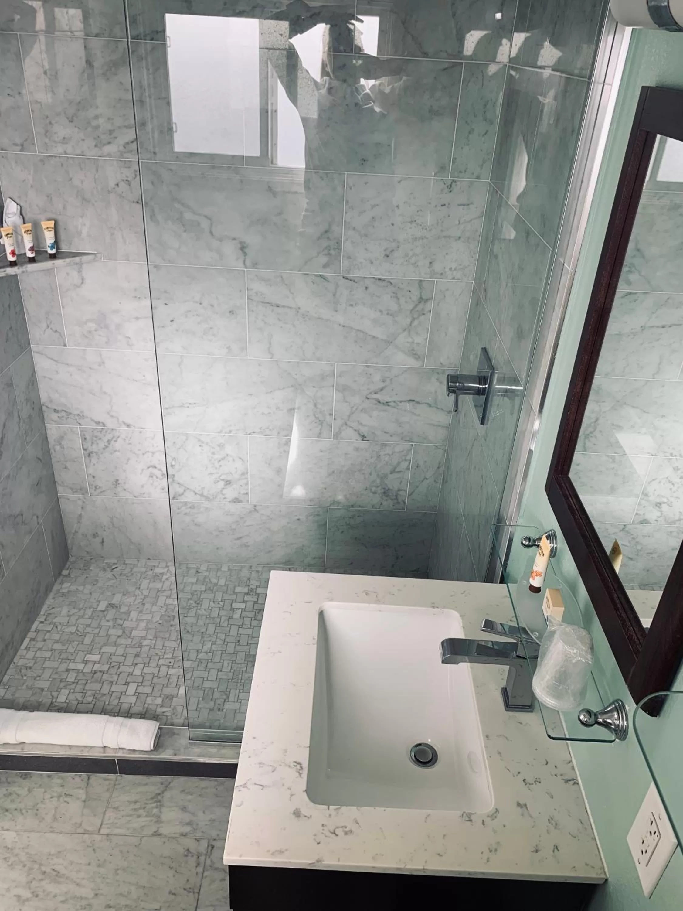 Bathroom in Capri Laguna on the Beach - A Boutique Hotel