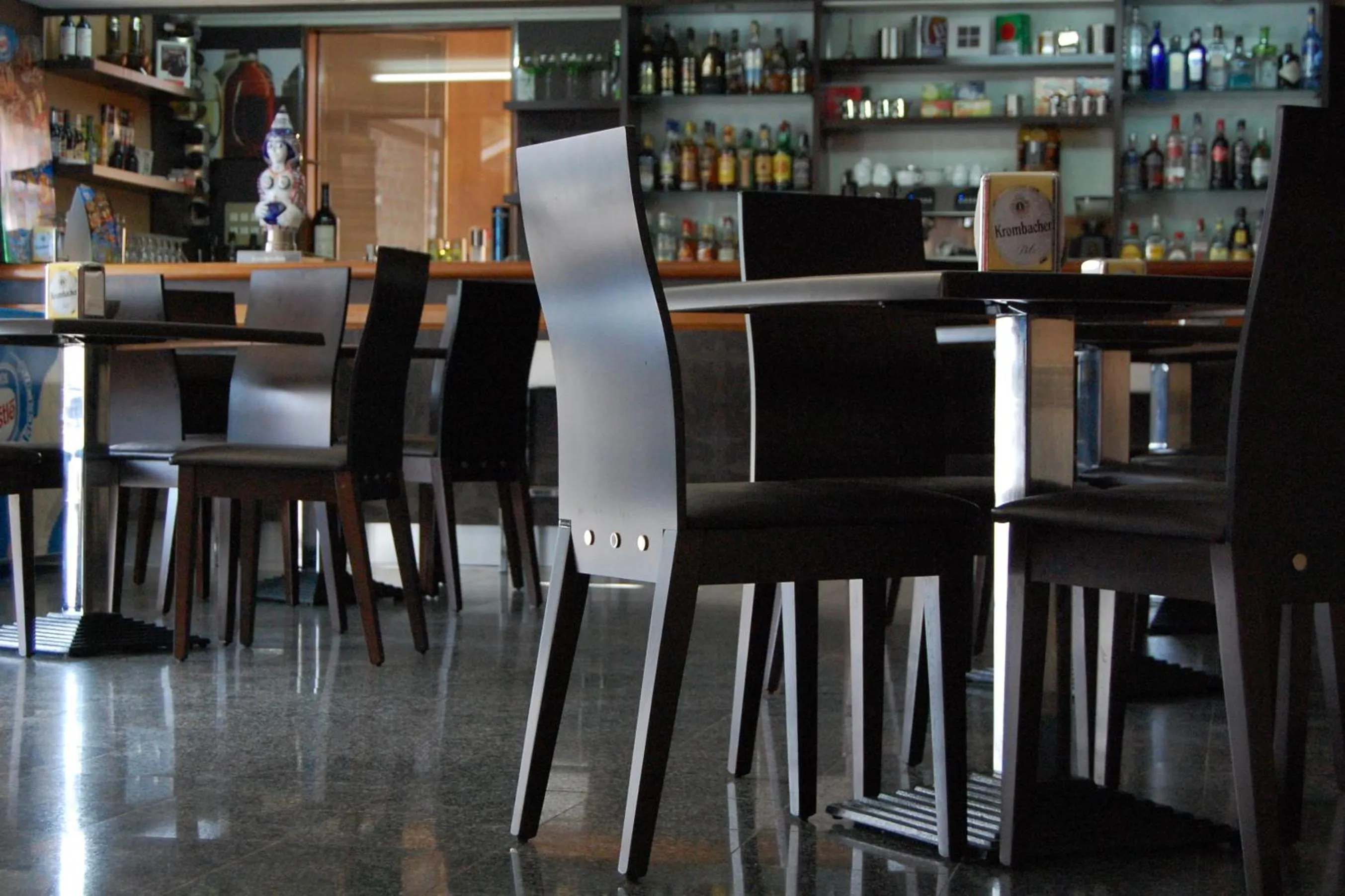 Restaurant/places to eat in Hotel París