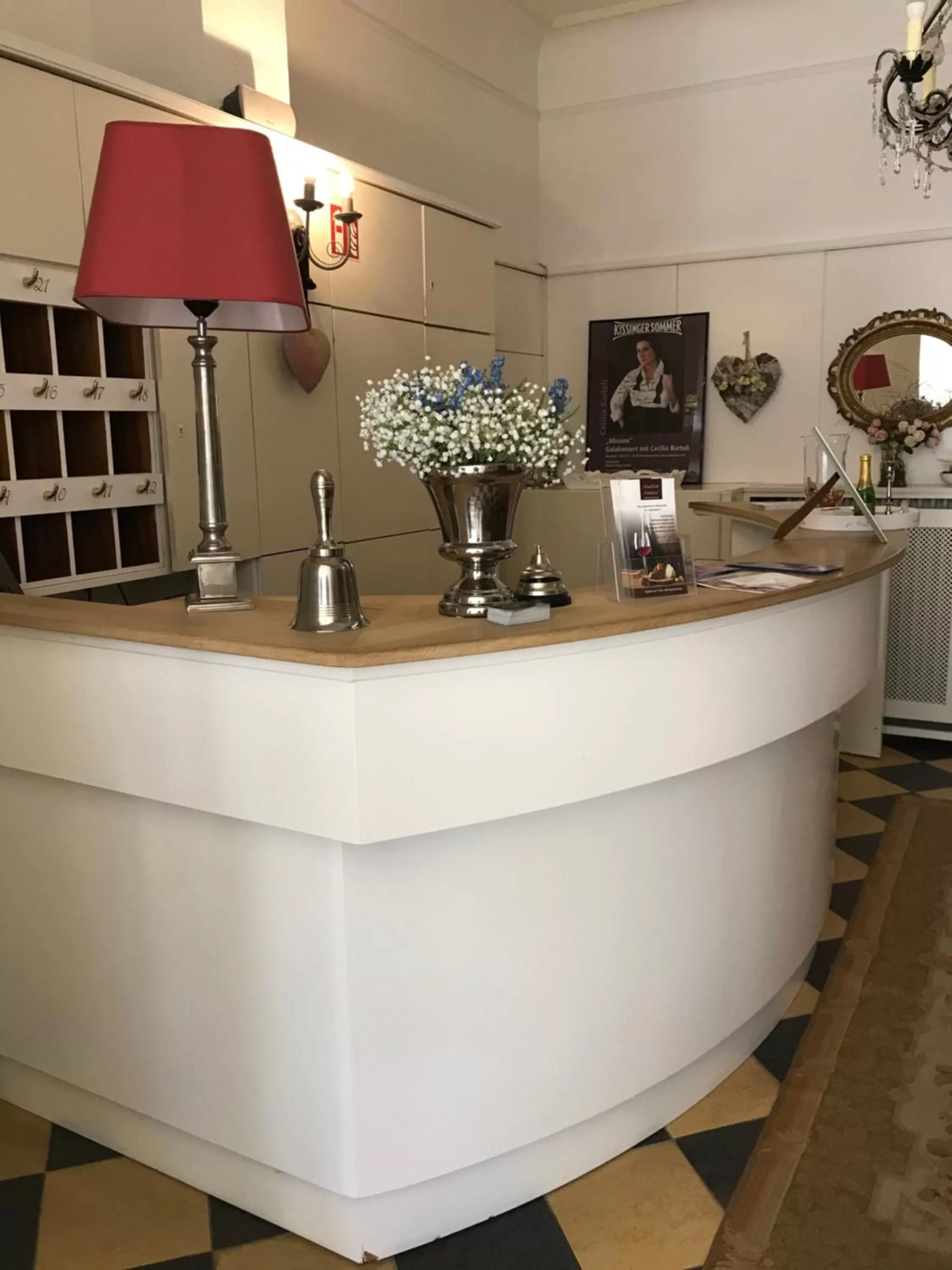 Lobby or reception, Kitchen/Kitchenette in Hotel Krone am Park