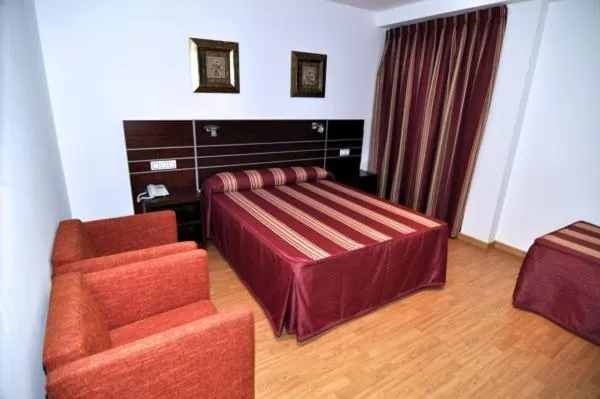 Photo of the whole room, Bed in Norte Hotel