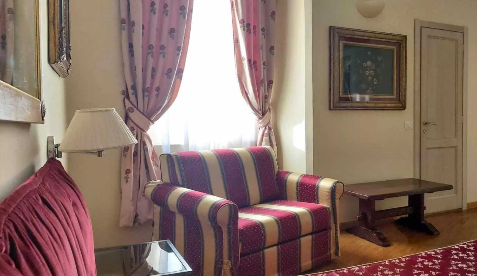 Deluxe Double or Twin Room in Tornabuoni La Petite Suite