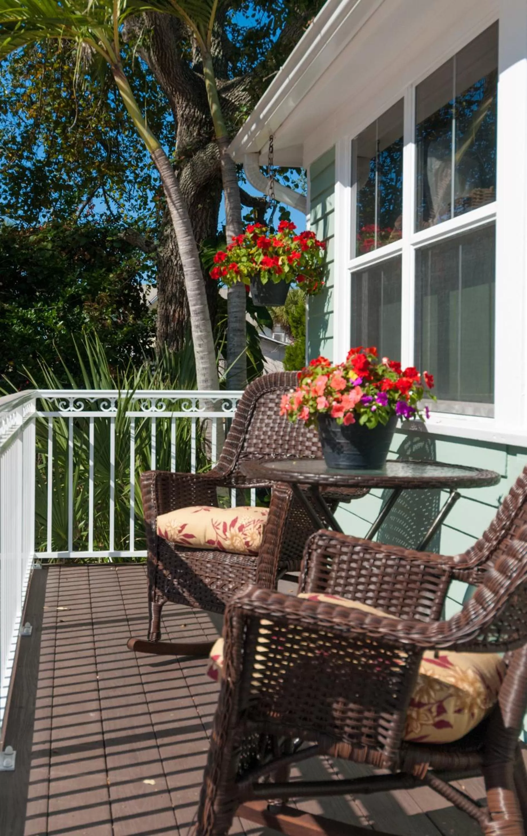 Balcony/Terrace in SeaGlass Inn Bed and Breakfast