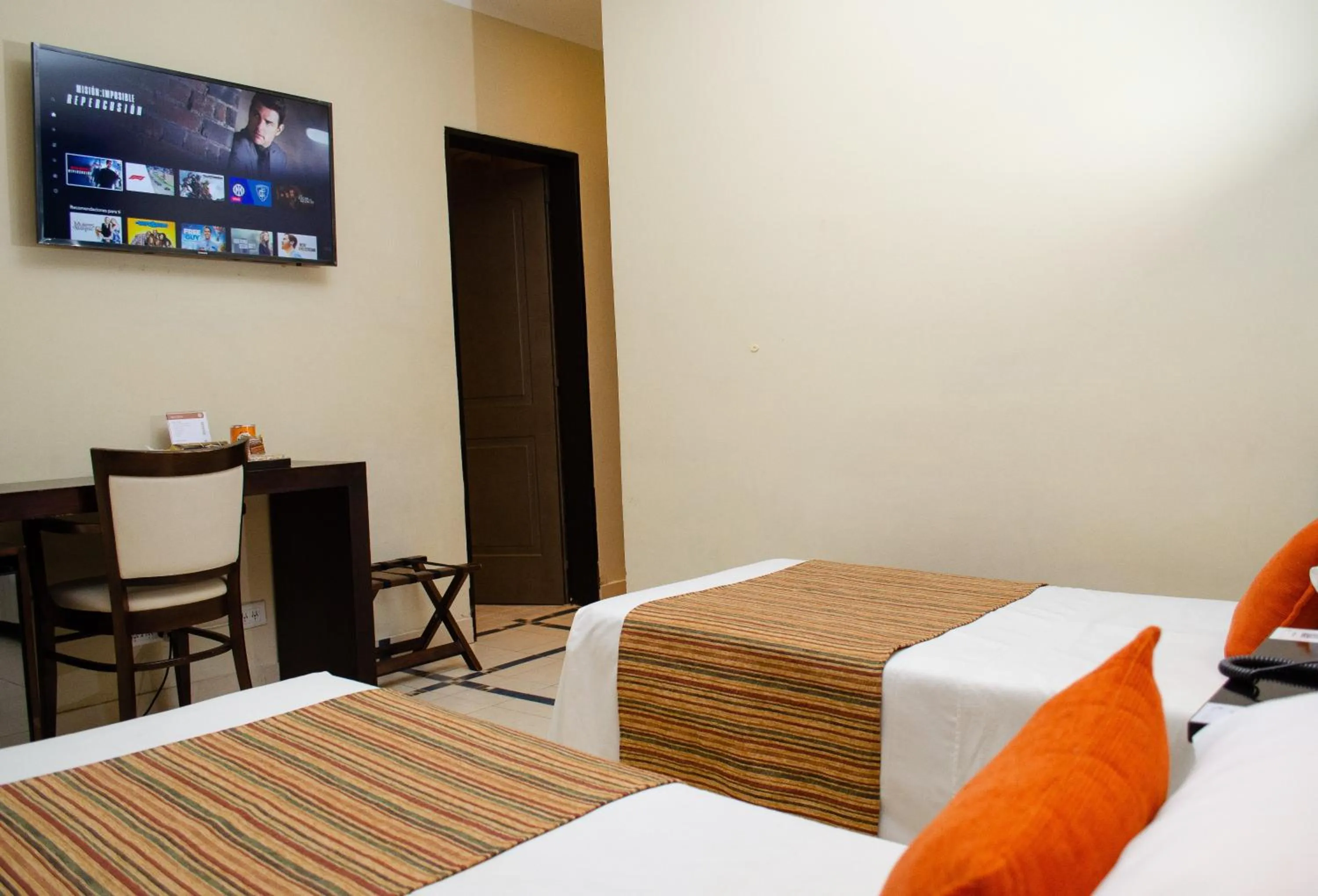 Photo of the whole room, Bed in Hotel Inkai