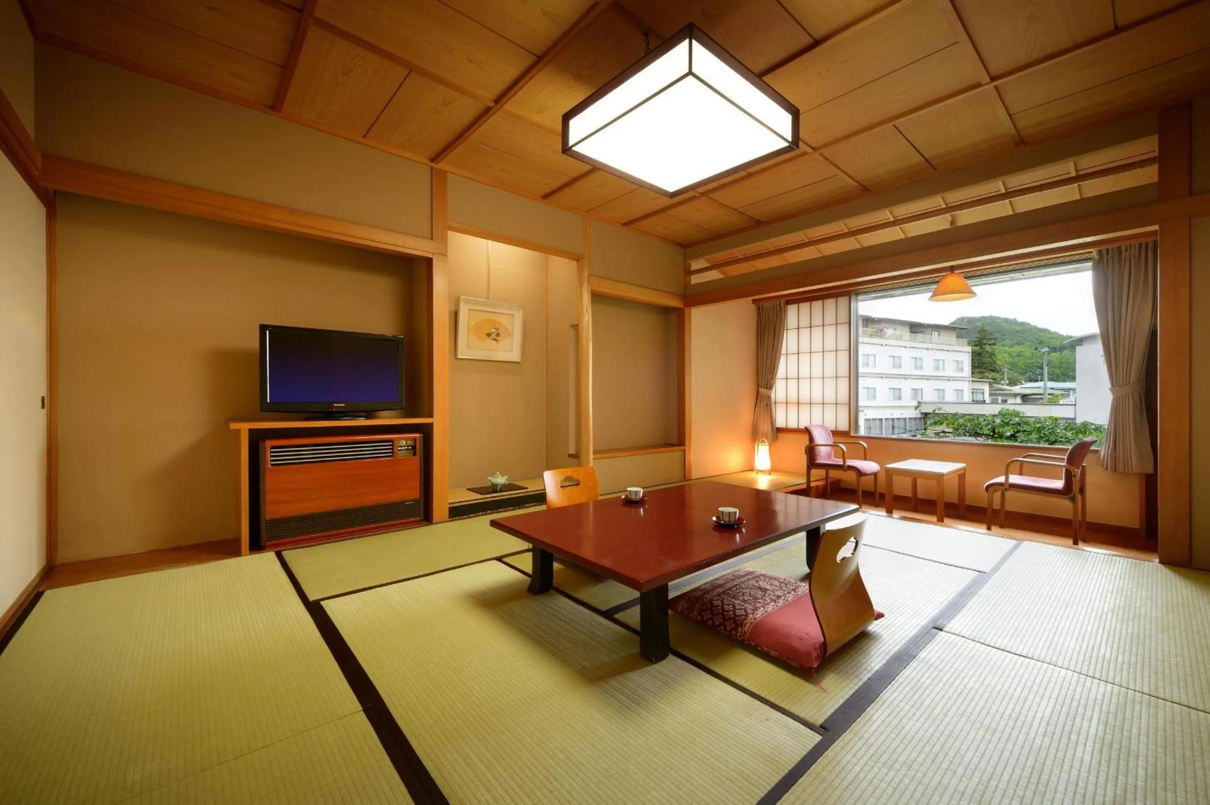 Photo of the whole room in Senkeien Tsukioka Hotel